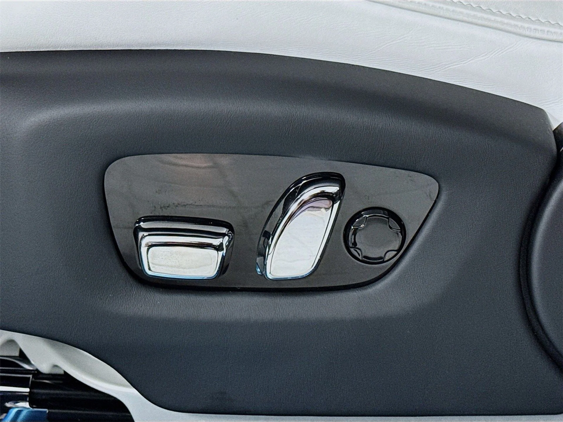 mph019_1246963116_8a61a02c5ef6de7e28f719c79d4af226x_88439f96d9