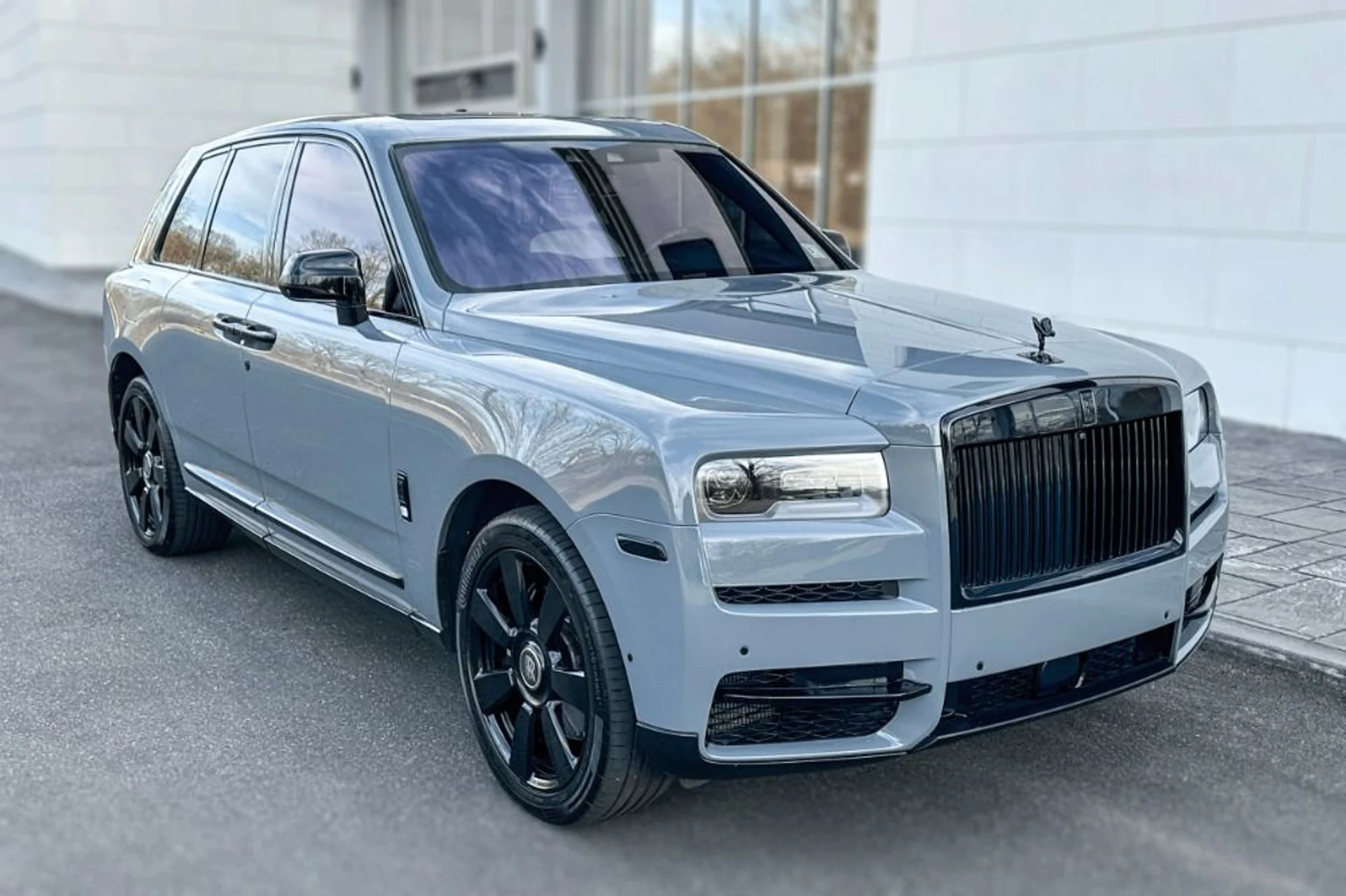 mph019_1250659790_Used_2021_Rolls_Royce_Cullinan_1768907327_1f123c8af3