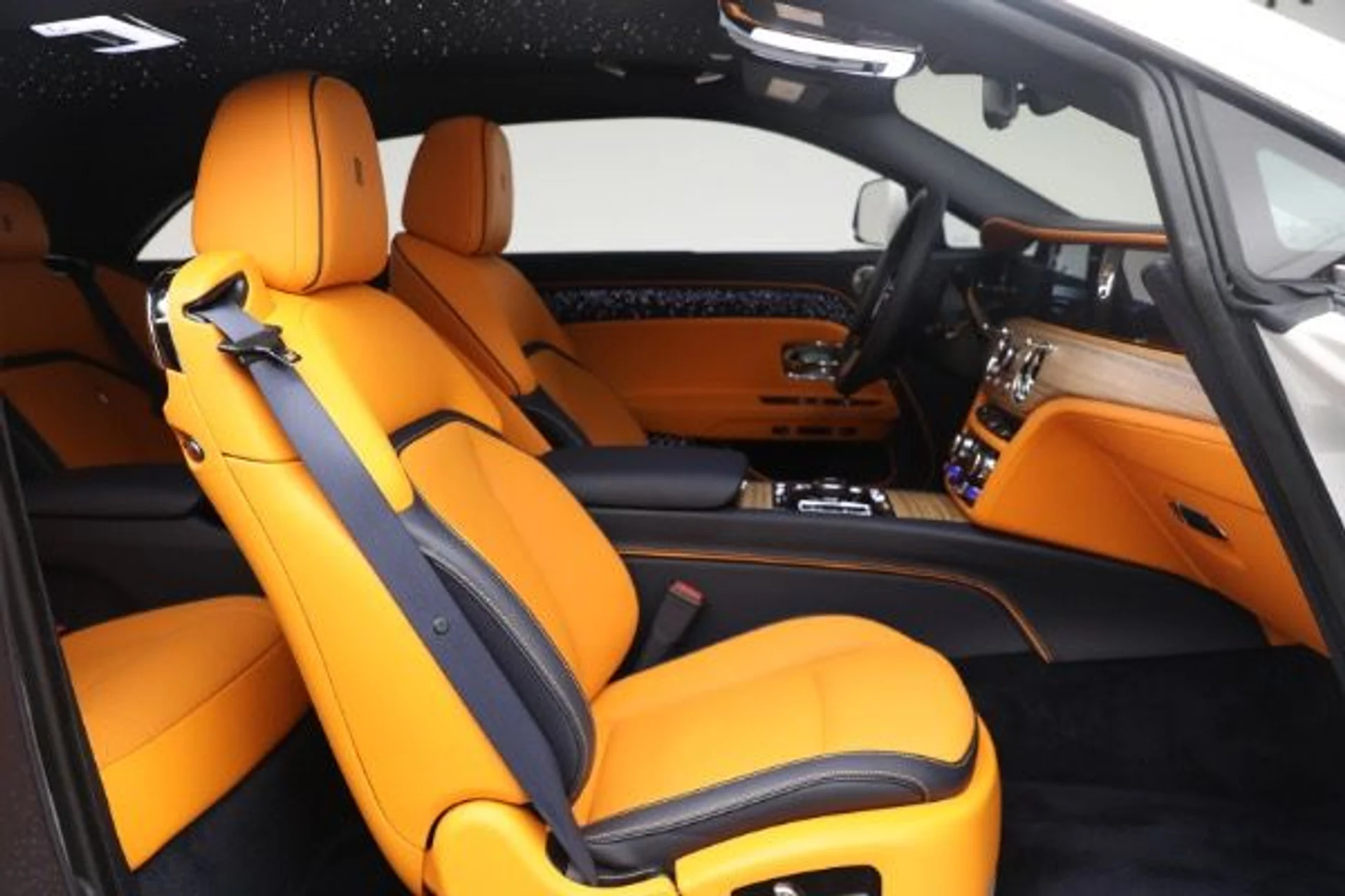 mph019_1256599683_Used_2024_Rolls_Royce_Spectre_f6dafc7efa