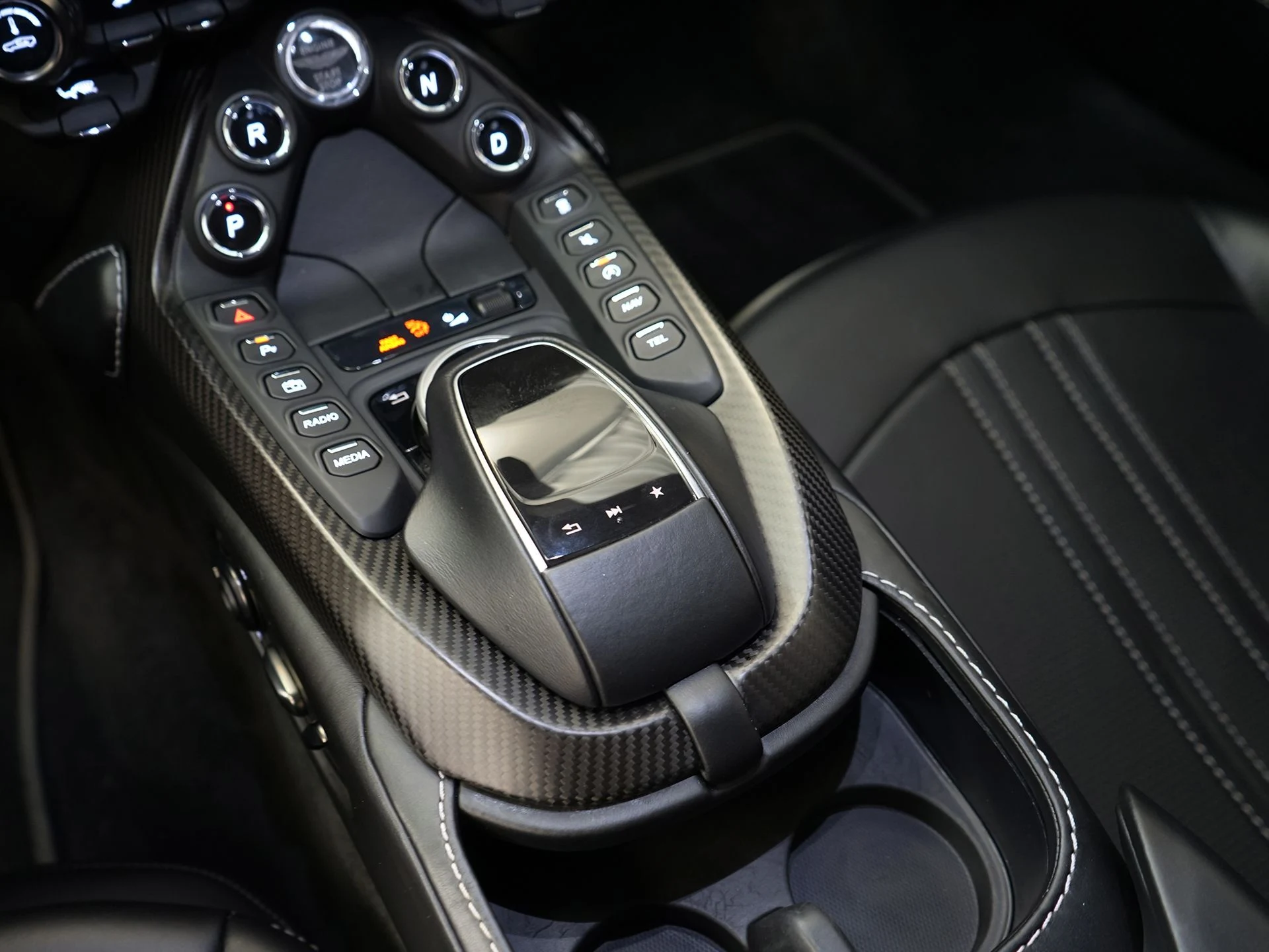 mph019_1264812350_b85316ecb3efae8a4a6b6220e208160cx_6abe13c882