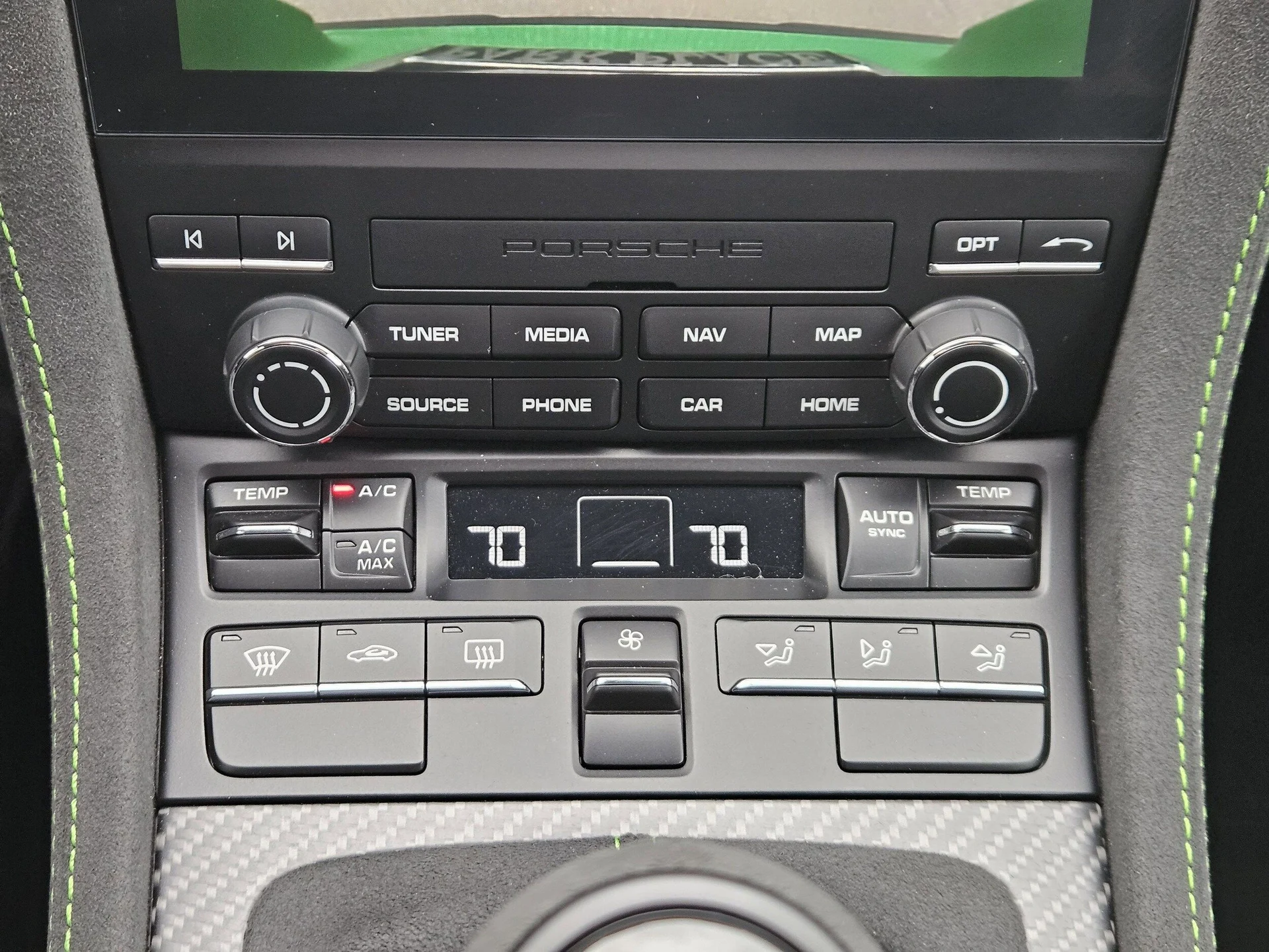 mph019_1267637986_e242b813dc305fffc1176136aeb95dacx_5e69606fd9