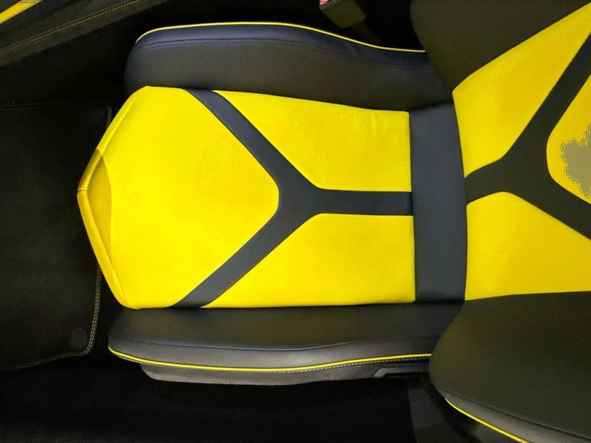 mph019_1271264719_14b3d5e1e85dacaaa0443db006ab51e1_699940b488