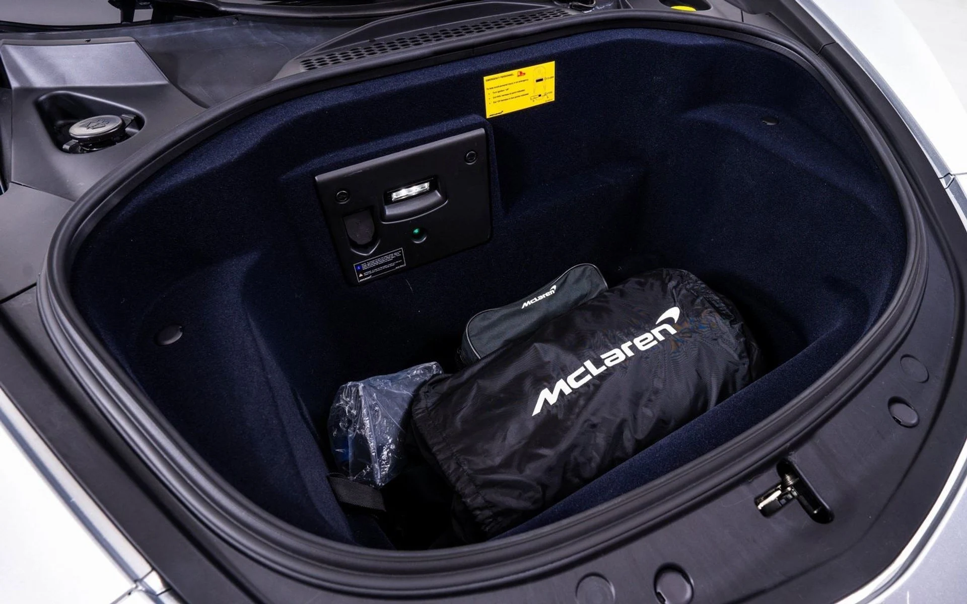 mph019_127212905_e6c5d0a70a845df87b785e8e20684a16x_daac551a6f