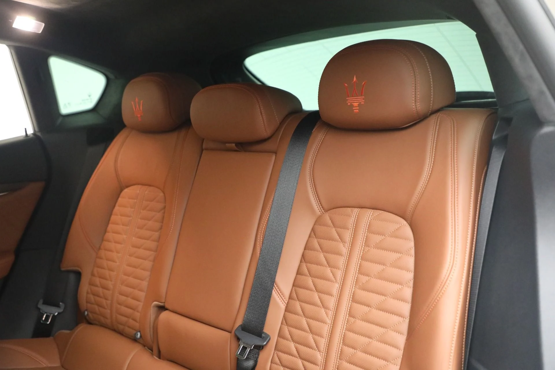 mph019_1280221615_Used_2023_Maserati_Levante_F_Tributo_1764365135_bd67018e77