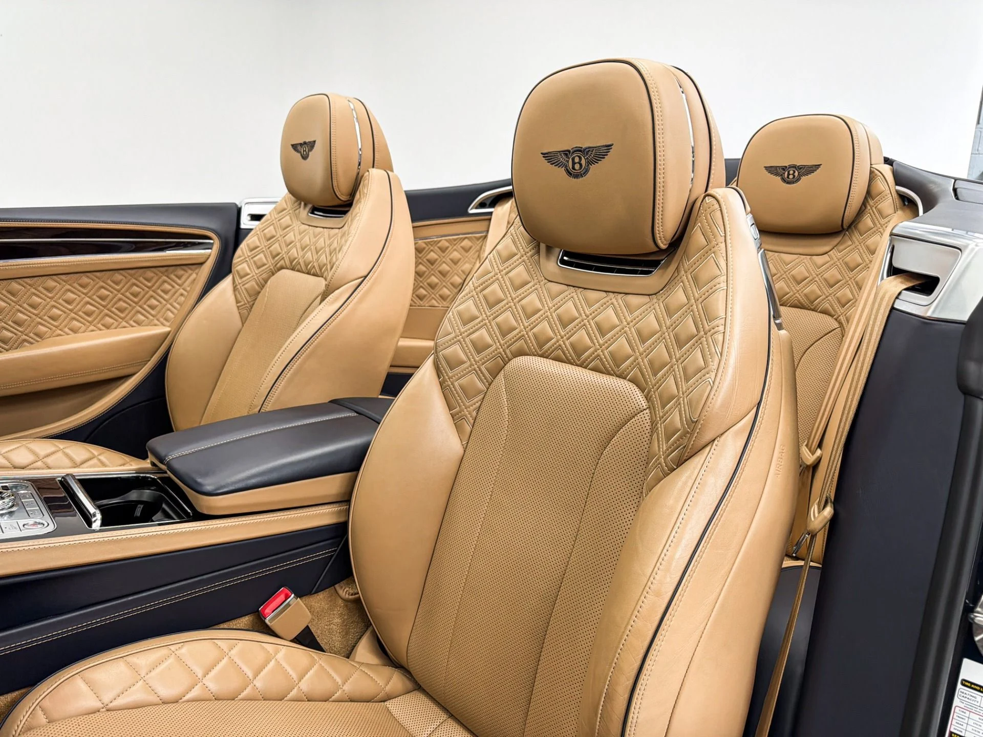 mph019_1280433532_Used_2021_Bentley_Continental_GTC_V8_Mulliner_Driving_Specification_Touring_Specification_1781894171_494ae7de36