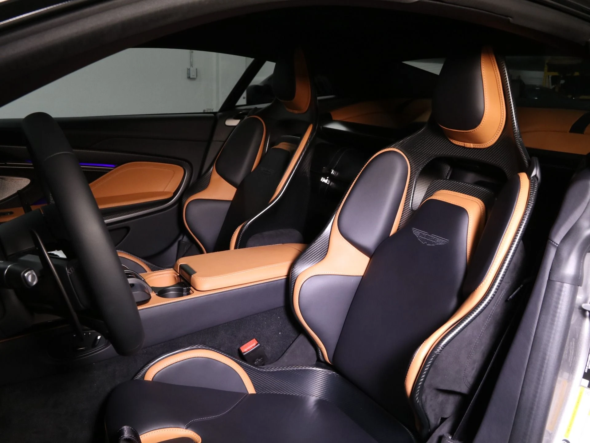 mph019_1281071287_New_2025_Aston_Martin_Vanquish_V12_1742253092_a9b11def6f