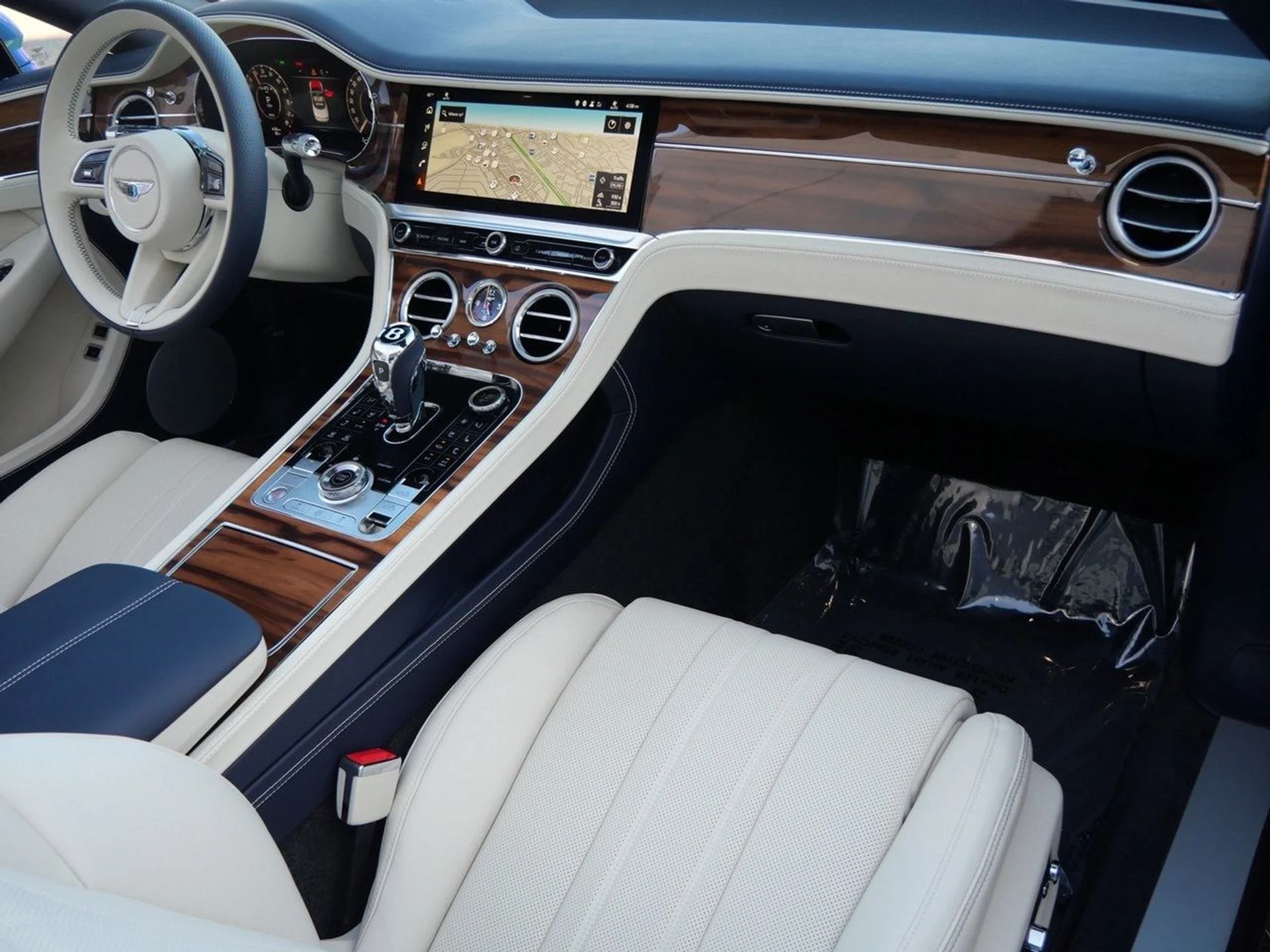 mph019_1290568353_a2b3b6349eb15955abf43bcee29f7a6dx_bff827e64d