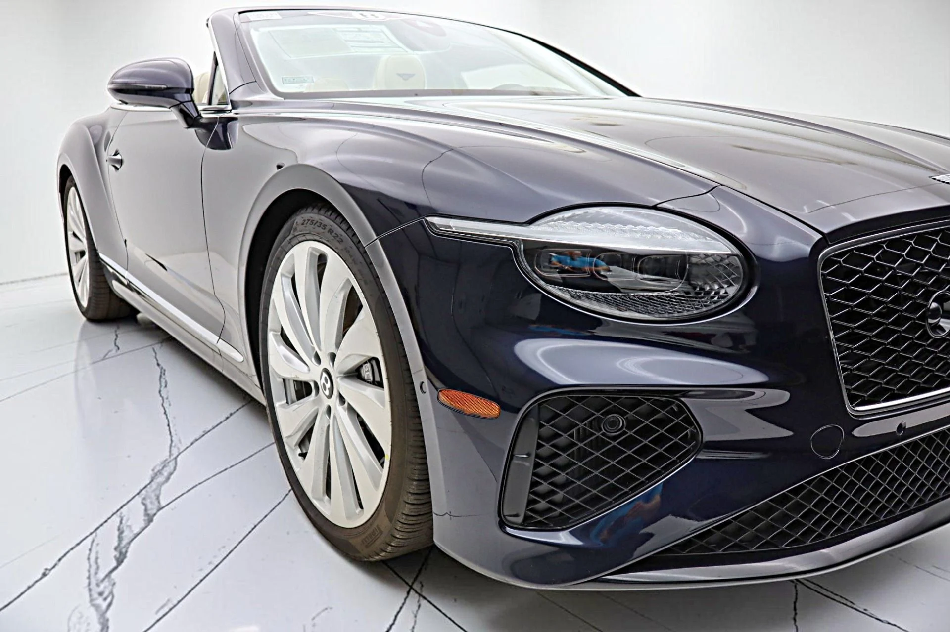 mph019_1296065053_New_2026_Bentley_Continental_GTC_f54770eb8e