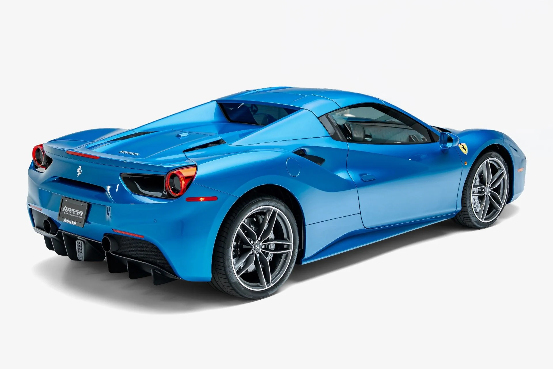 mph019_1298234306_Used_2019_Ferrari_488_Spider_1790895978_b7b44605c2