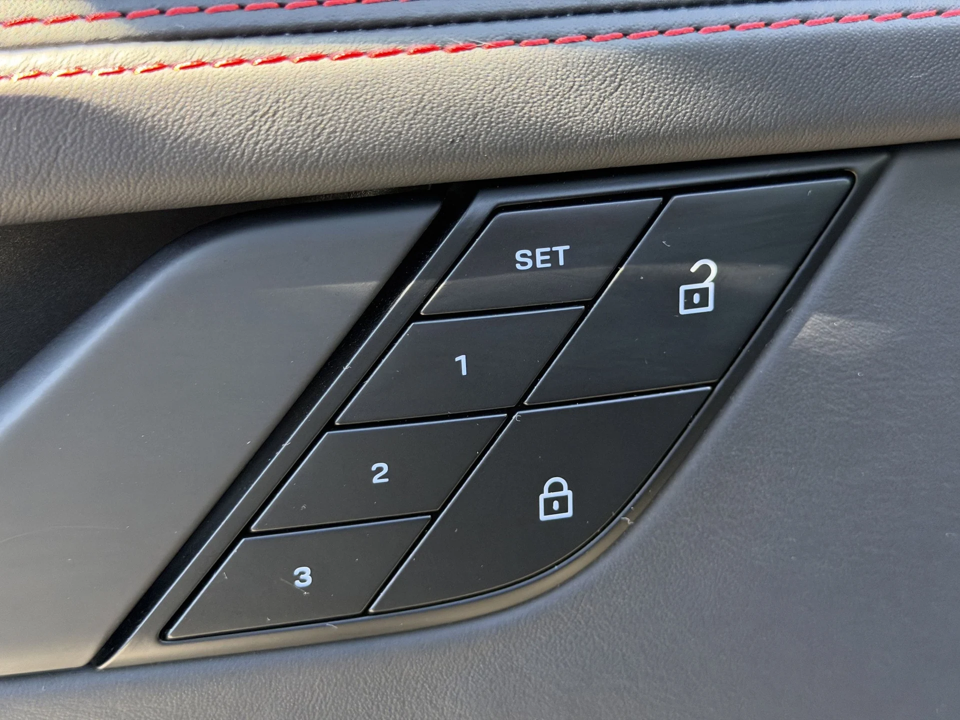 mph019_1298707543_1da2e28ecd3d537153d701adeeba777dx_86365a48db