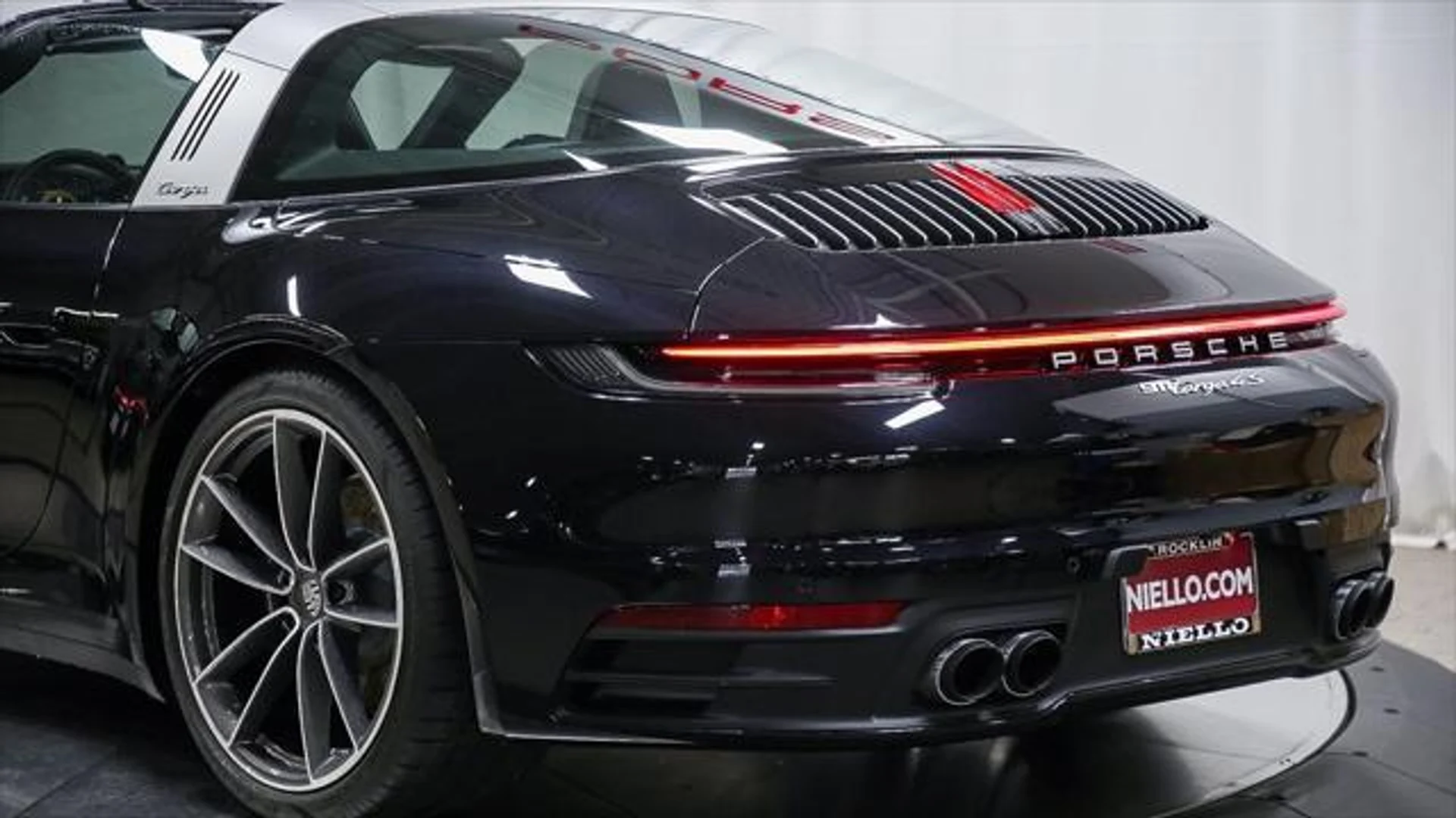 mph019_1307107728_m_Vjp_Eo6_B_Qo2_P5v_E8isdz7_MHNIU_e6dd781556