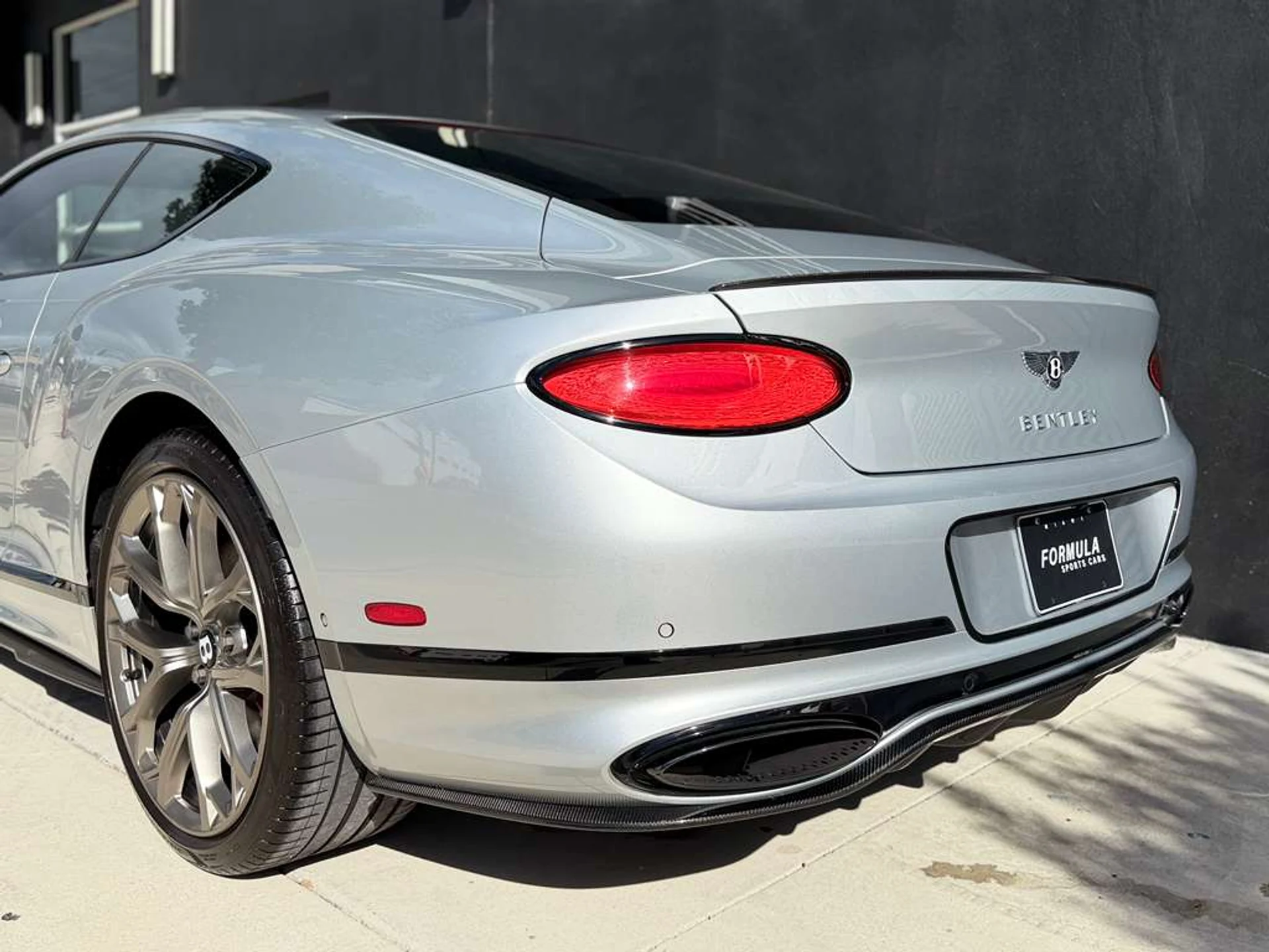 mph019_1311914860_Whats_App_Image_2025_12_17_at_5_40_19_PM_5_92aac95192