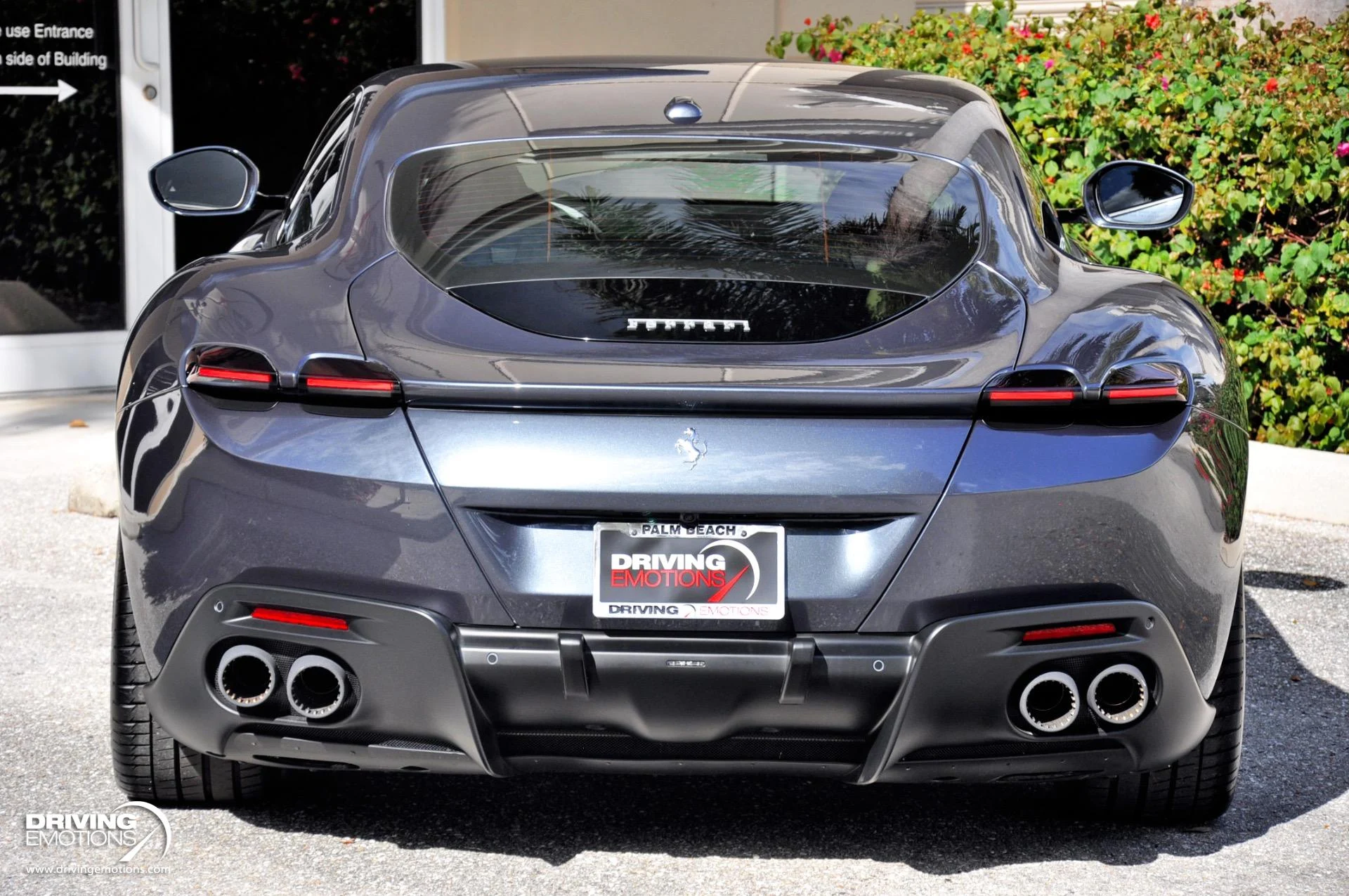 mph019_1322804733_882_p20_l_4171a2c1c3