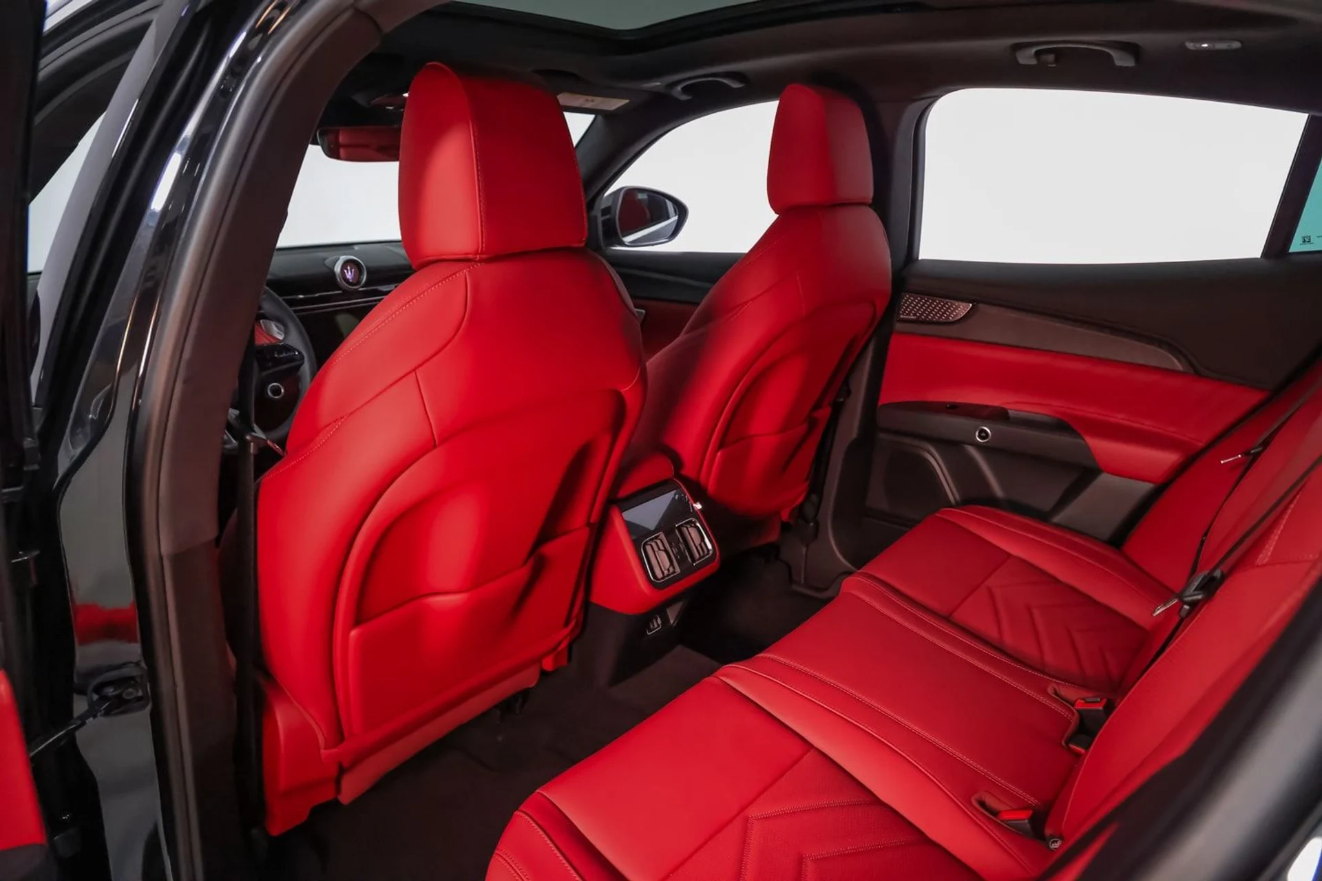 mph019_1327829296_12cbd016c44c427a881888a8b753c3fd_1ef937f730