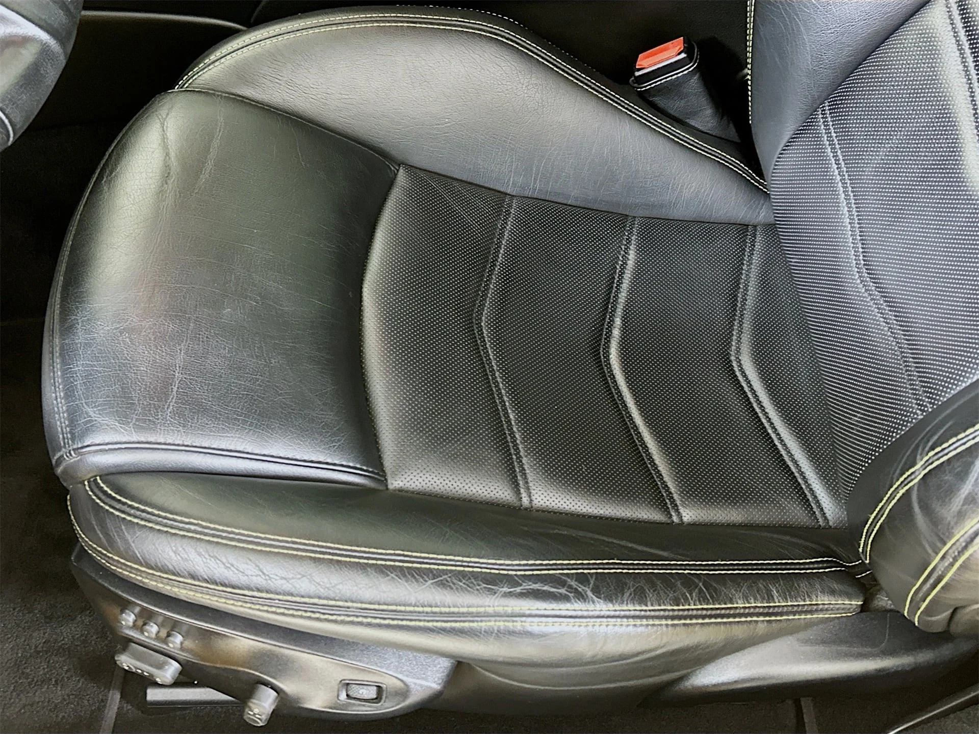 mph019_1329147825_457d06e896e92b01af879772e70e6f0cx_b30b49f711