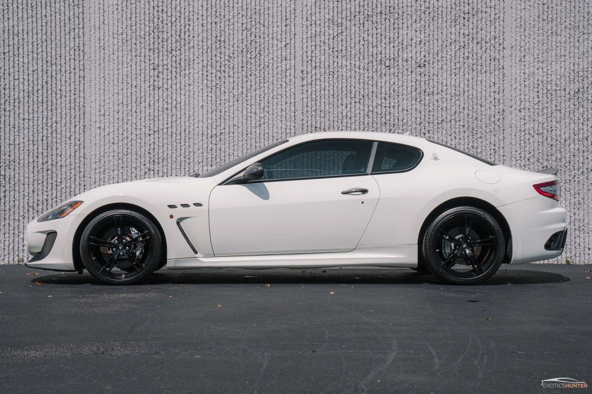 mph019_1338084735_Used_2014_Maserati_Gran_Turismo_MC_w_Aerodynamic_Carbon_Pack_Interior_Carbon_Pack_1755877560_ec8476c37f