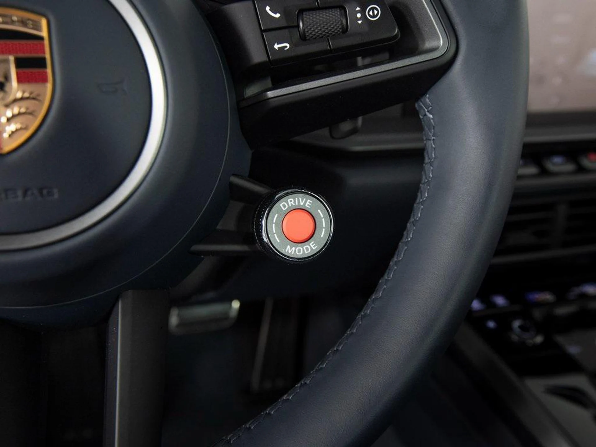 mph019_1341934280_j_w0_Ao_N_z_ZIN_Ku_Ul_W6_Tixeexc_II_1aadc8c945