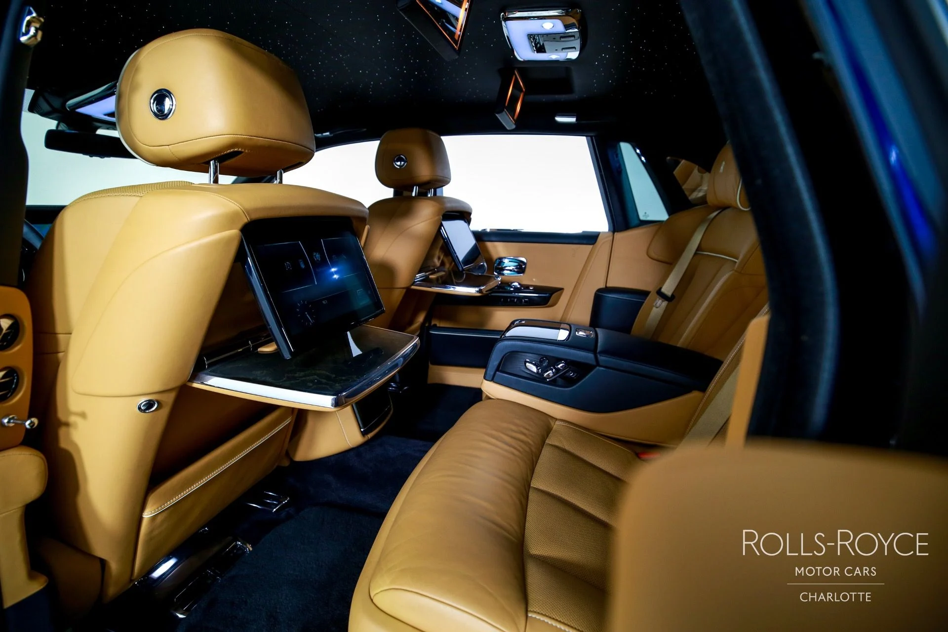 mph019_1345181689_Used_2020_Rolls_Royce_Phantom_1752871576_1370b445ff