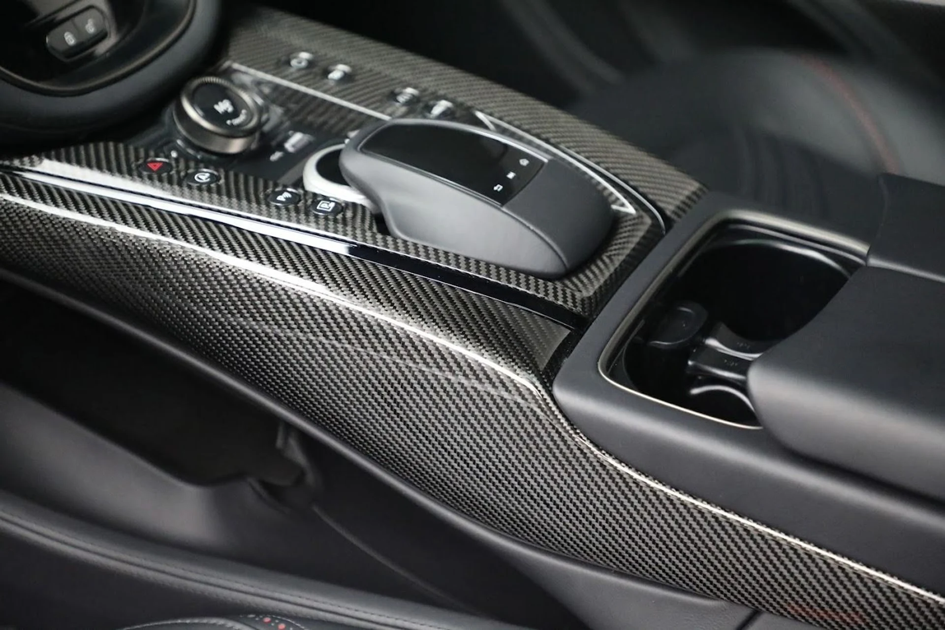 mph019_1355926200_Used_2023_Aston_Martin_DBX_707_5b48c1b7f0
