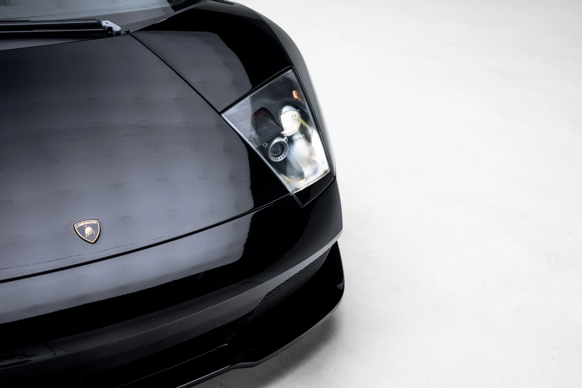 mph019_1362335183_Used_2009_Lamborghini_Murcielago_LP_640_1772151218_8454006b0e