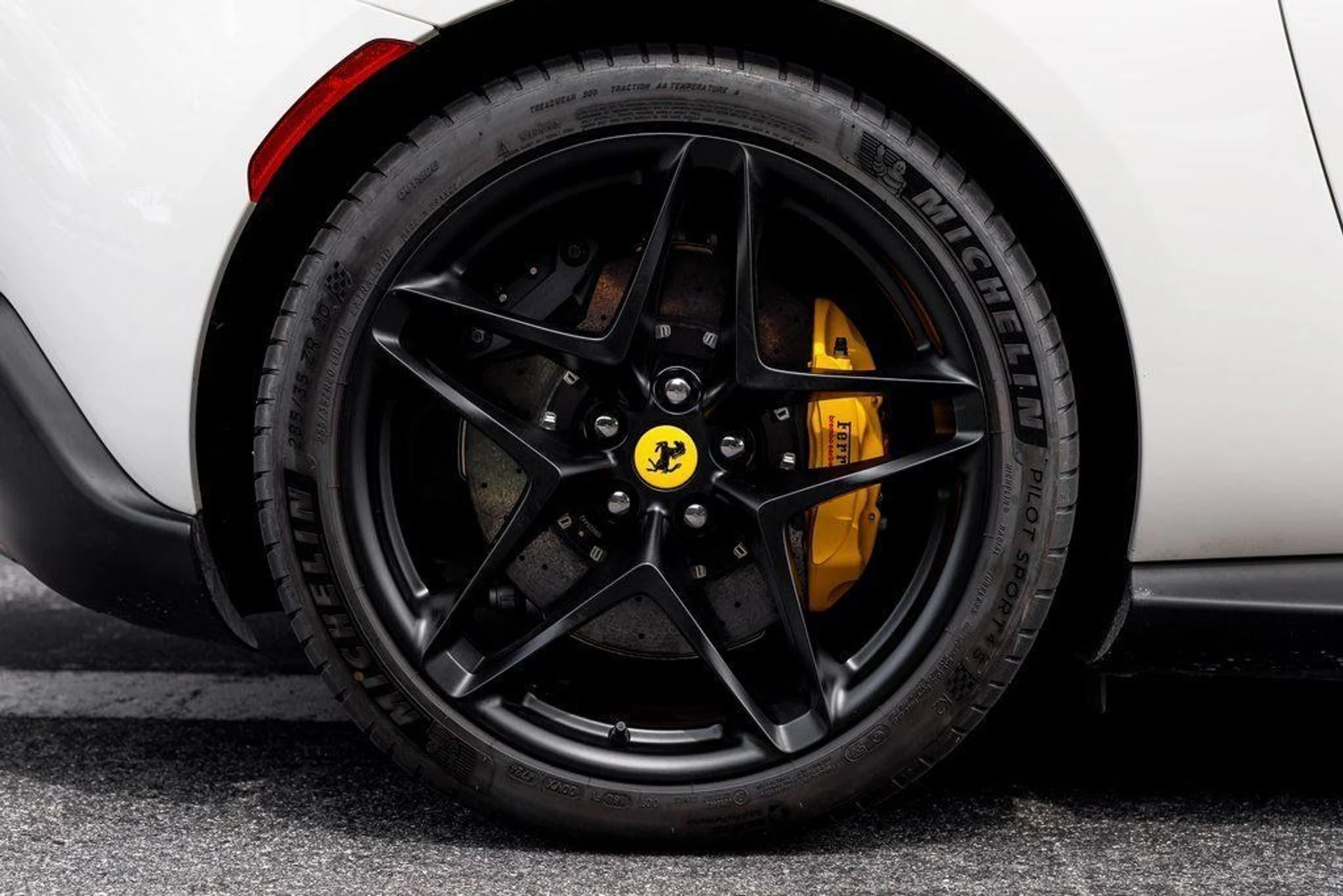 mph019_137223566_c84a3dc74f82f4f4fd40c97e539dfdb9_949ba2446d