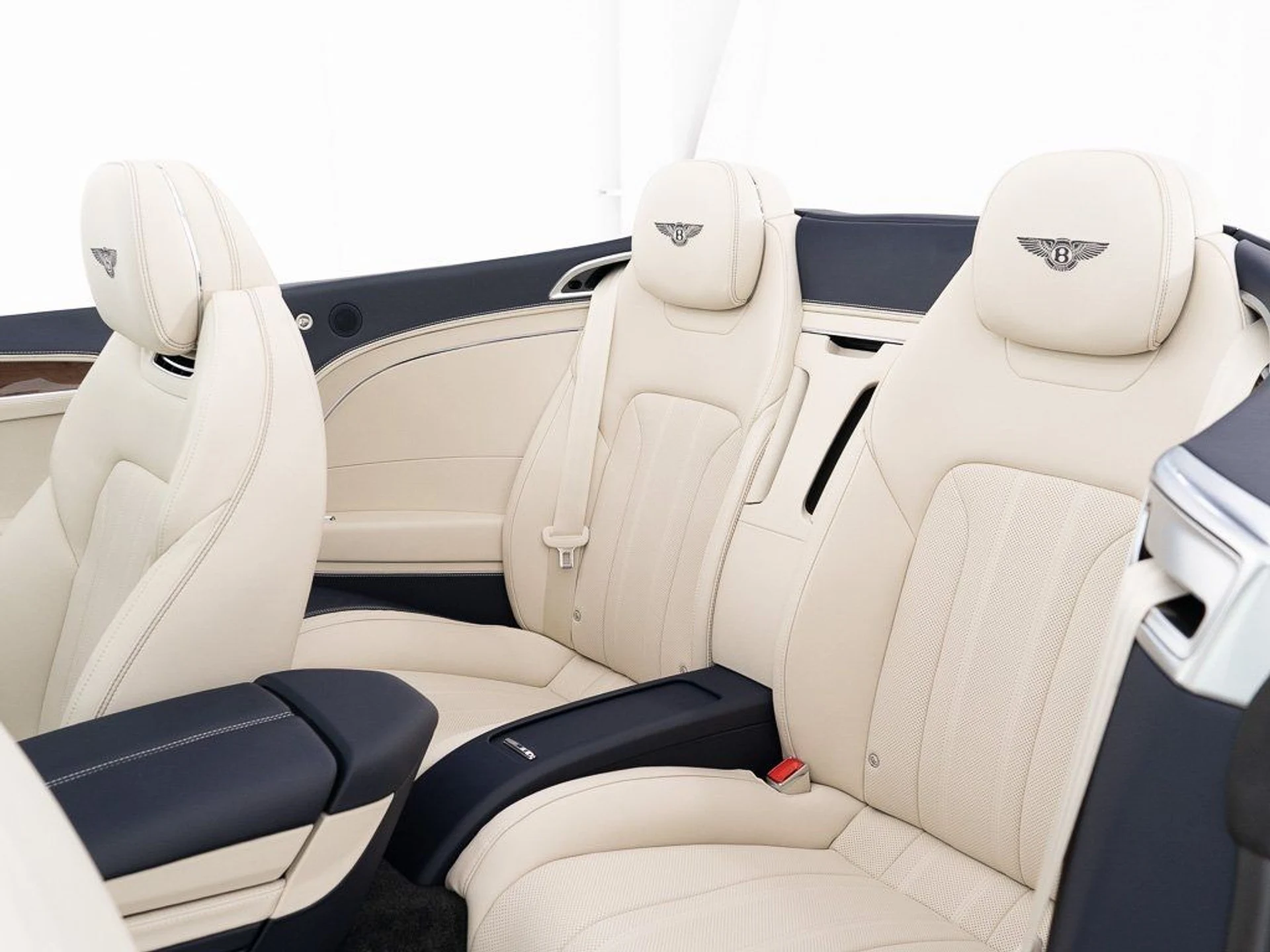 mph019_1373800078_fae153fce8344bbbcbf430ac112dcace_5f37741391