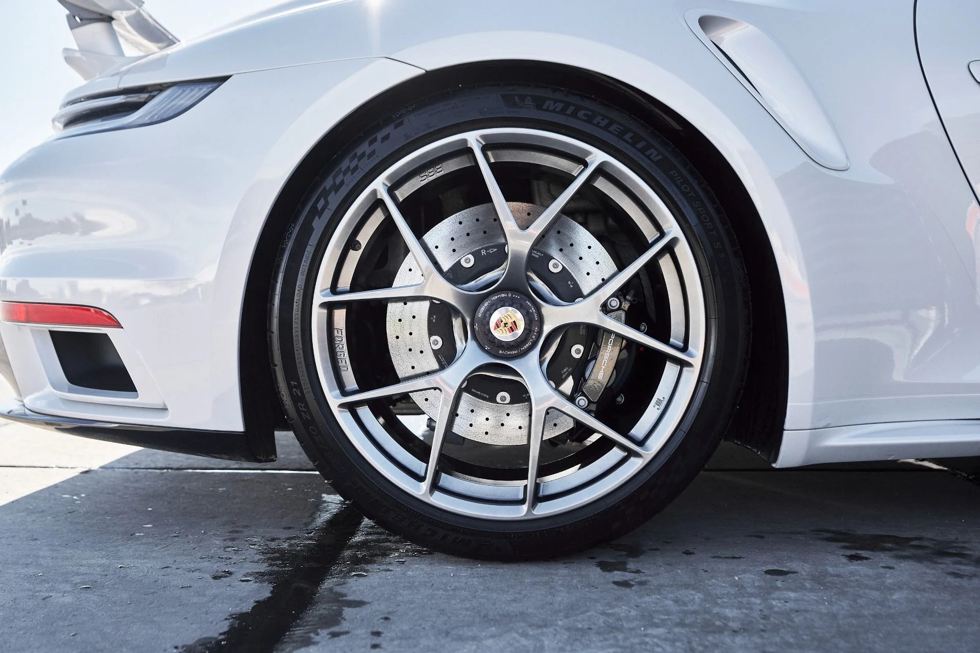 mph019_137660527_Used_2023_Porsche_911_Turbo_S_1763676471_8c4c92ddd8