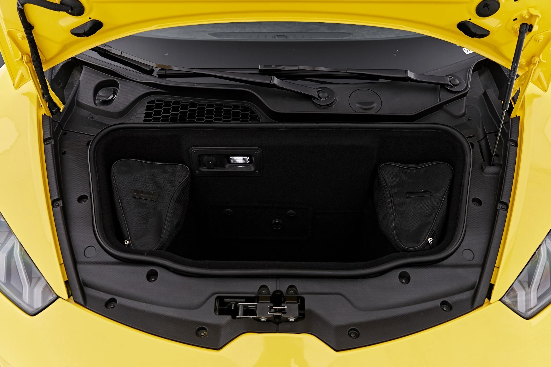 mph019_1377272594_Used_2022_Lamborghini_Huracan_EVO_Base_1787357814_ed9aed3ca4