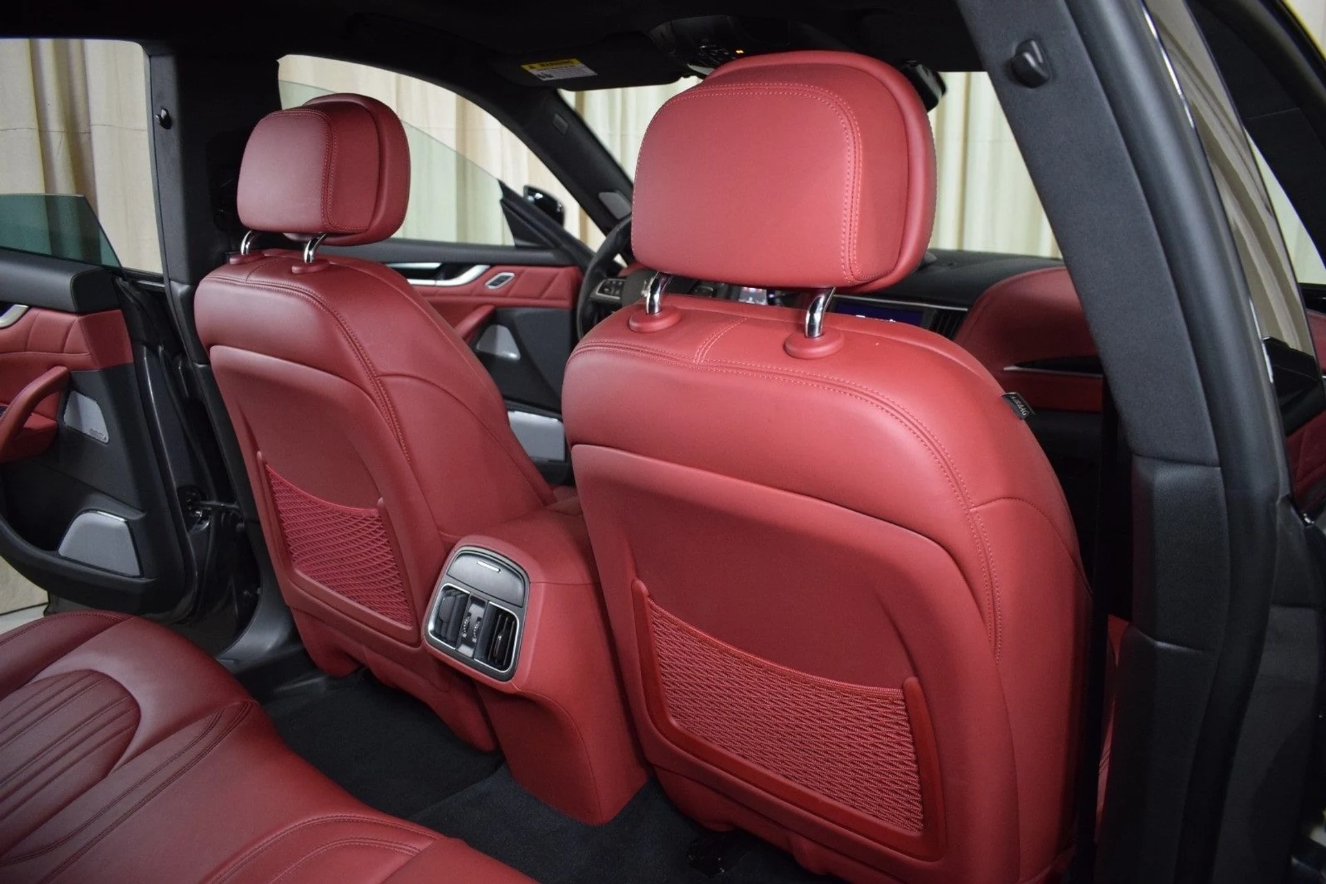 mph019_138216171_c5d0d6280c8957d2c11800c668fcb423x_0ea80670b3