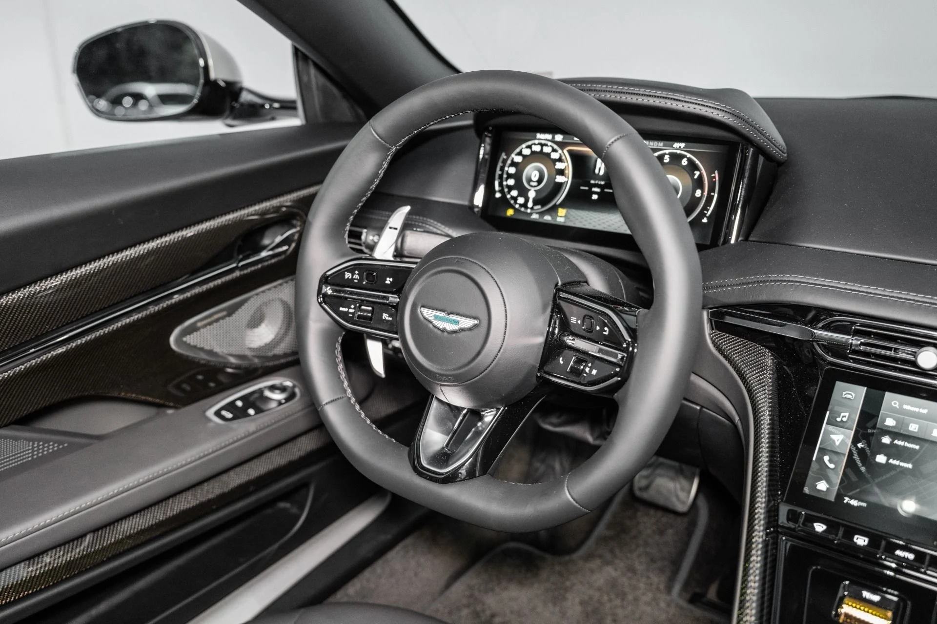 mph019_1390147319_New_2026_Aston_Martin_DB_12_Gold_Finger_V8_1764191230_285123877f