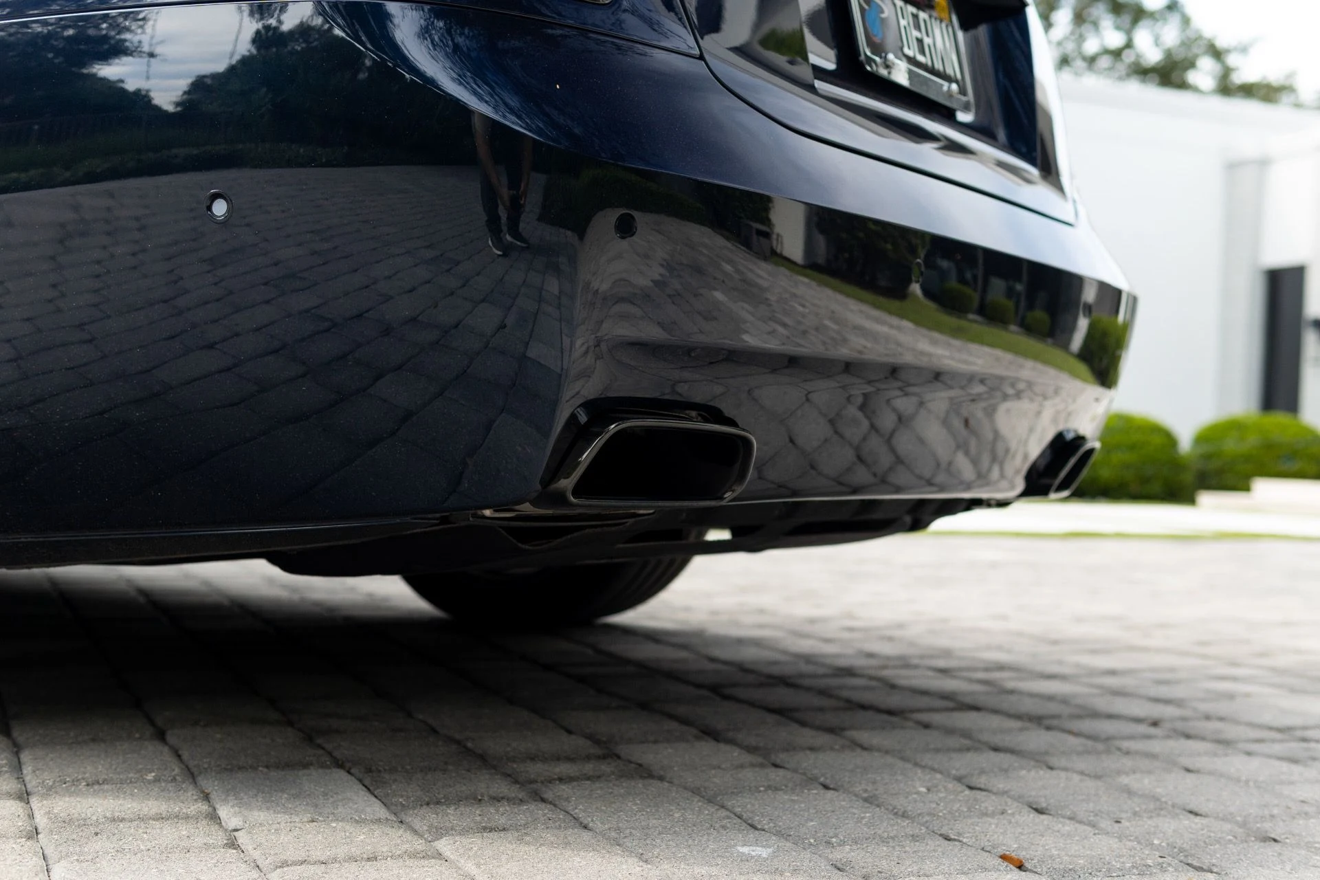 mph019_1403223965_Used_2023_Rolls_Royce_Black_Badge_Ghost_1765569637_e2df8f0317