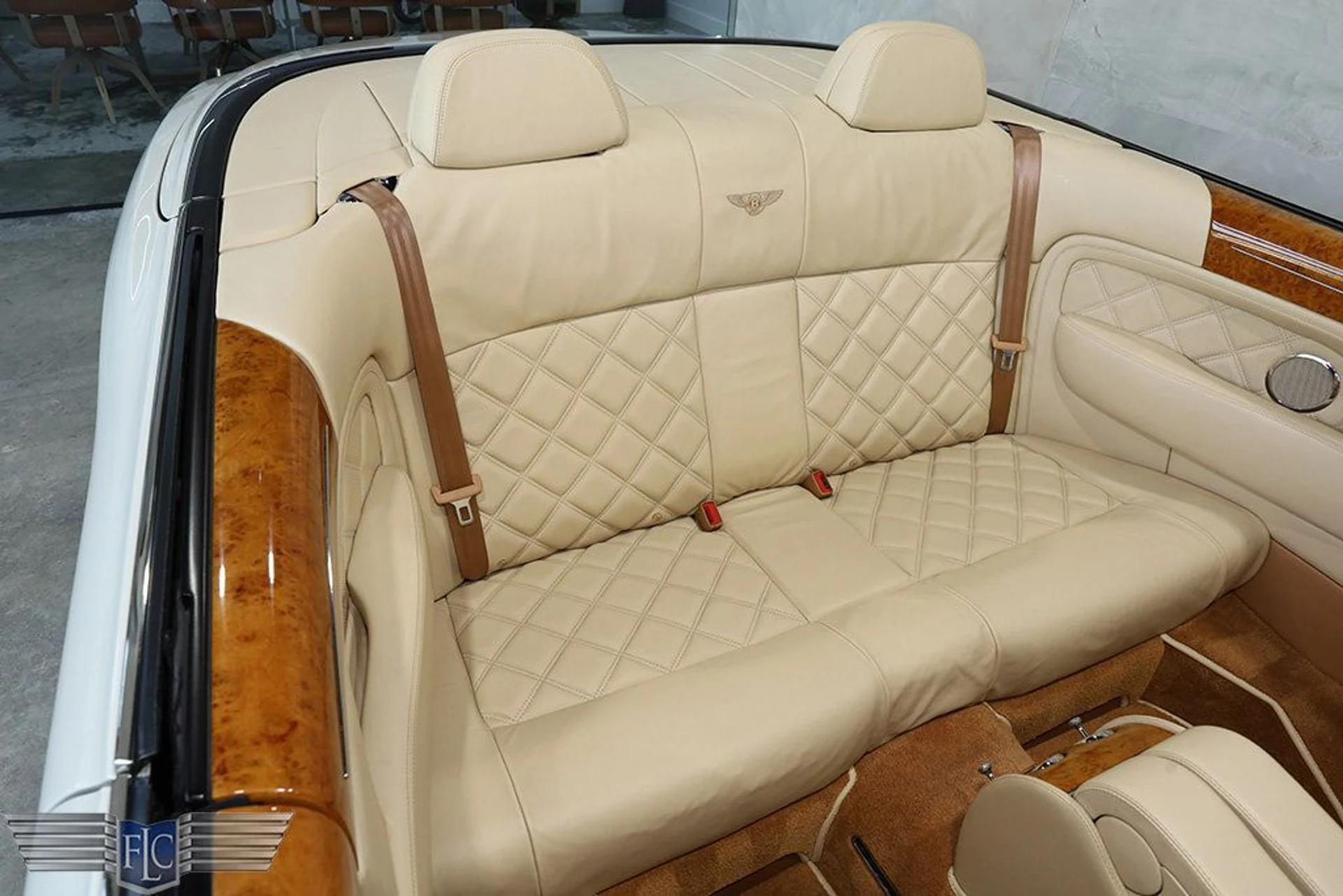 mph019_1423933145_used_2010_bentley_azure_tconvertible_9689_22574902_20_1024_9f76ad9ddb