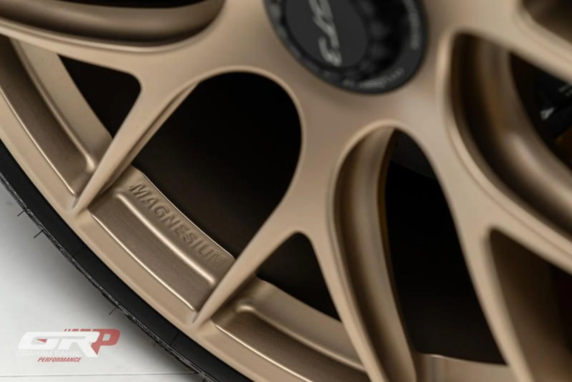 mph019_1438247050_6_A91_C597_4_B88_49_E8_B72_D_34_C5060_E9141_a6e99e7e92