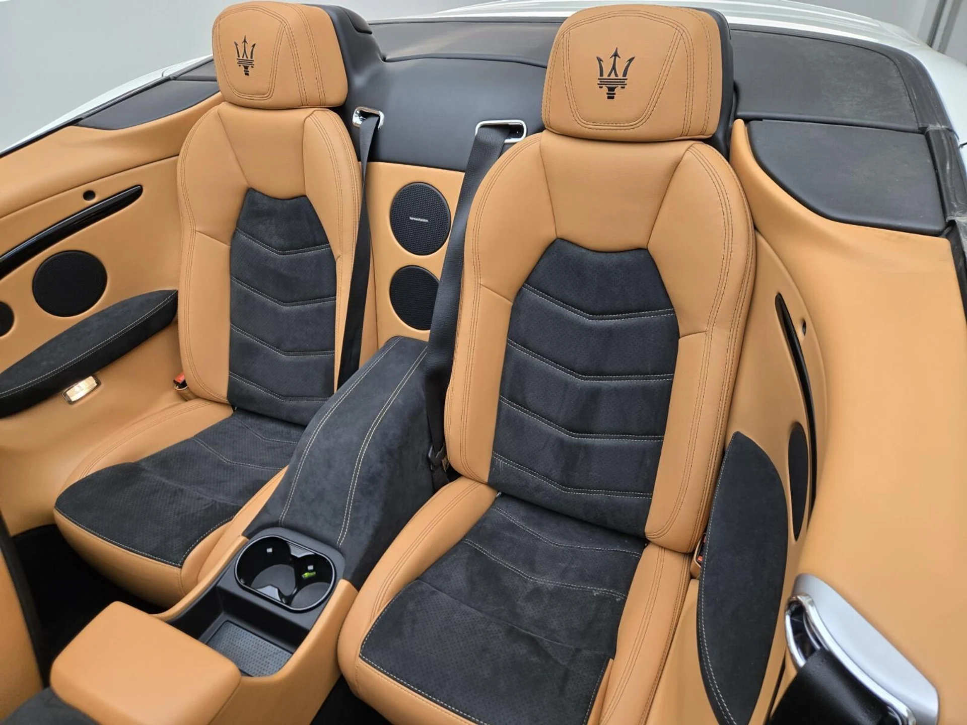 mph019_1446330288_Used_2018_Maserati_Gran_Turismo_Sport_1753165770_7a6e873819