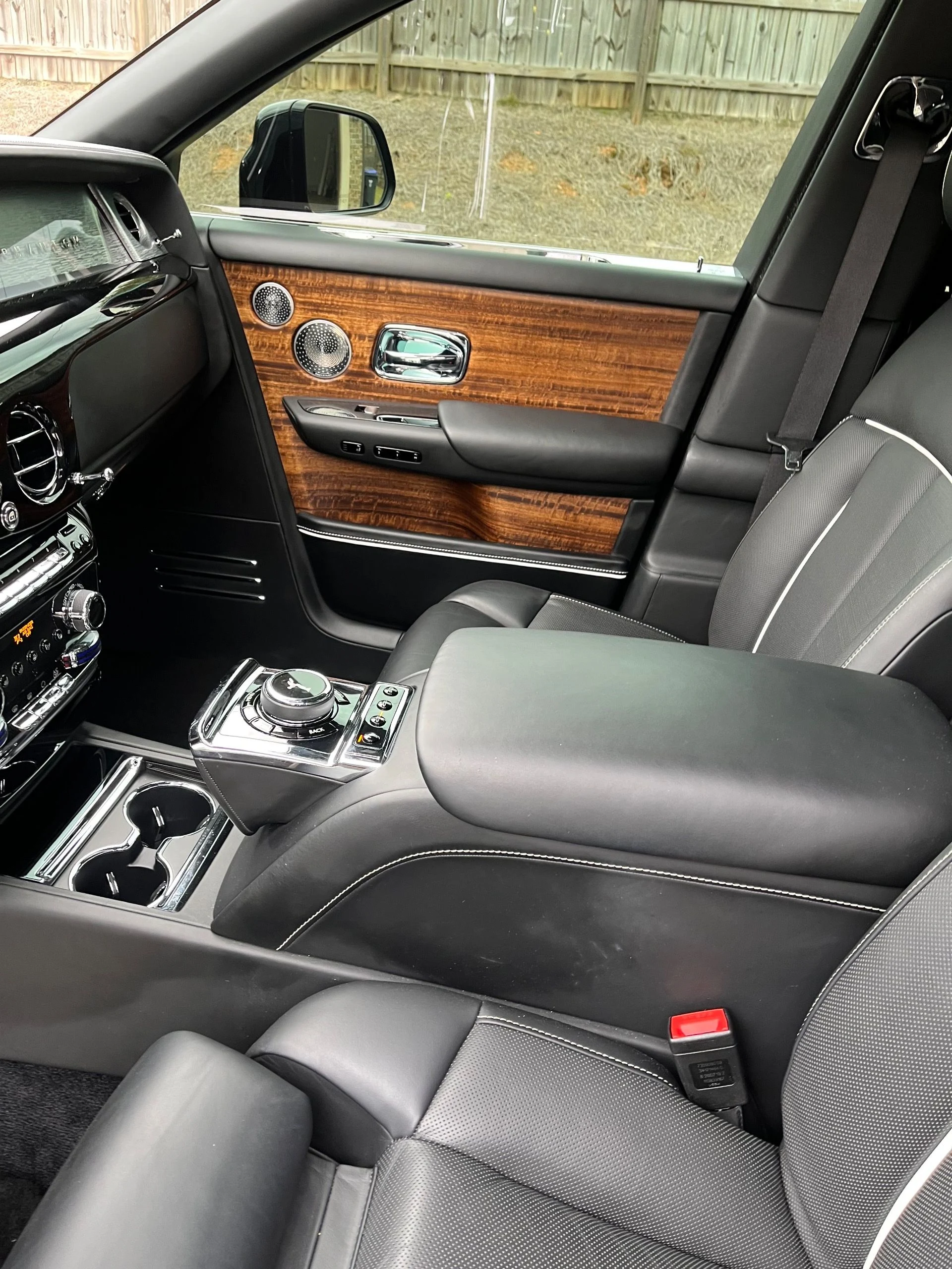 mph019_1448309028_Used_2020_Rolls_Royce_Phantom_1762814798_5a41ddfaea