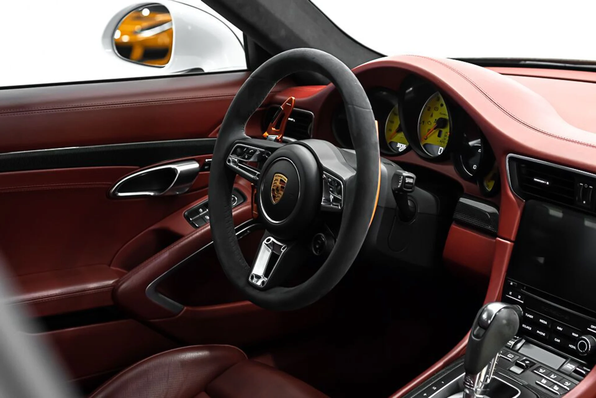 mph019_1457694960_porsche_911_2018_jpg_v_1773863537_8af4115307