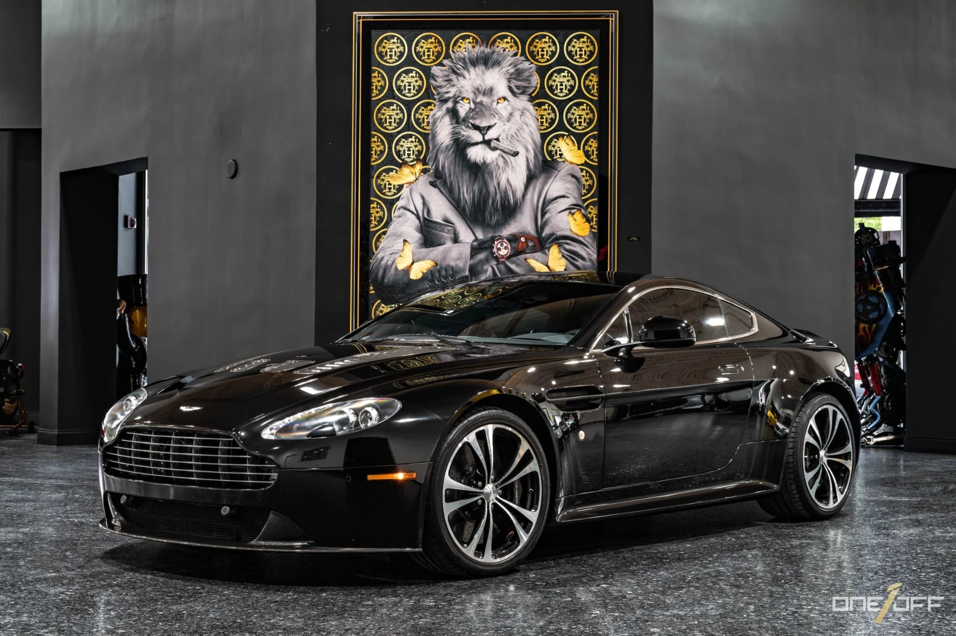 mph019_1459243038_Used_2011_Aston_Martin_V12_Vantage_Carbon_Black_6_Speed_in_Immaculate_Condition_1756349737_a41e1e4295