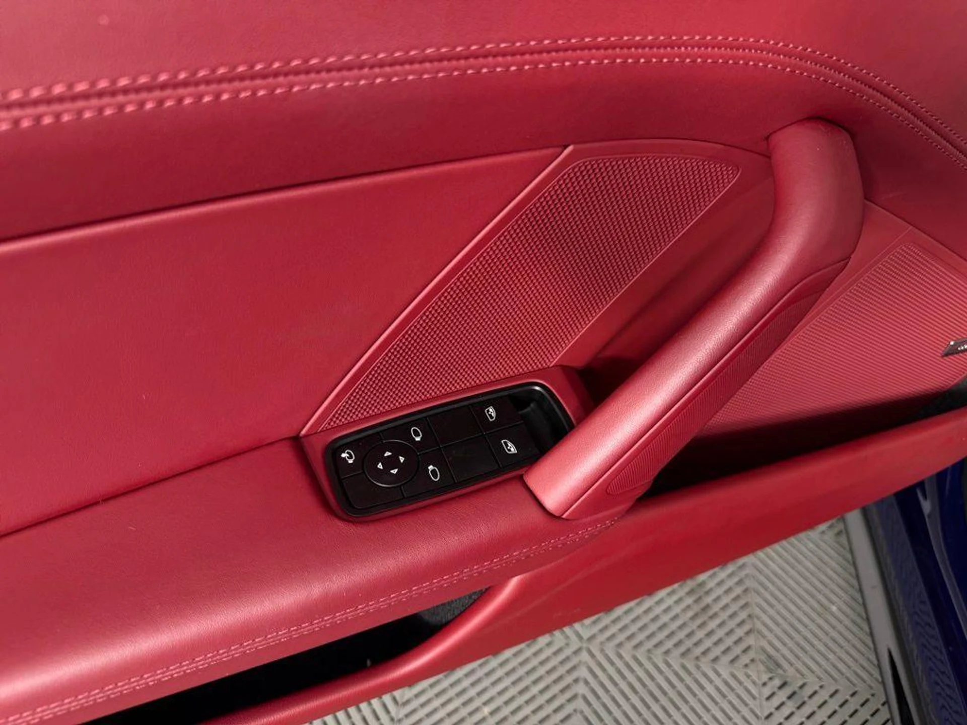 mph019_1461702409_P4xb_CI_Dio_Pzh_VB_6_YT_7_Rex_Jy_Zng_002eabf216