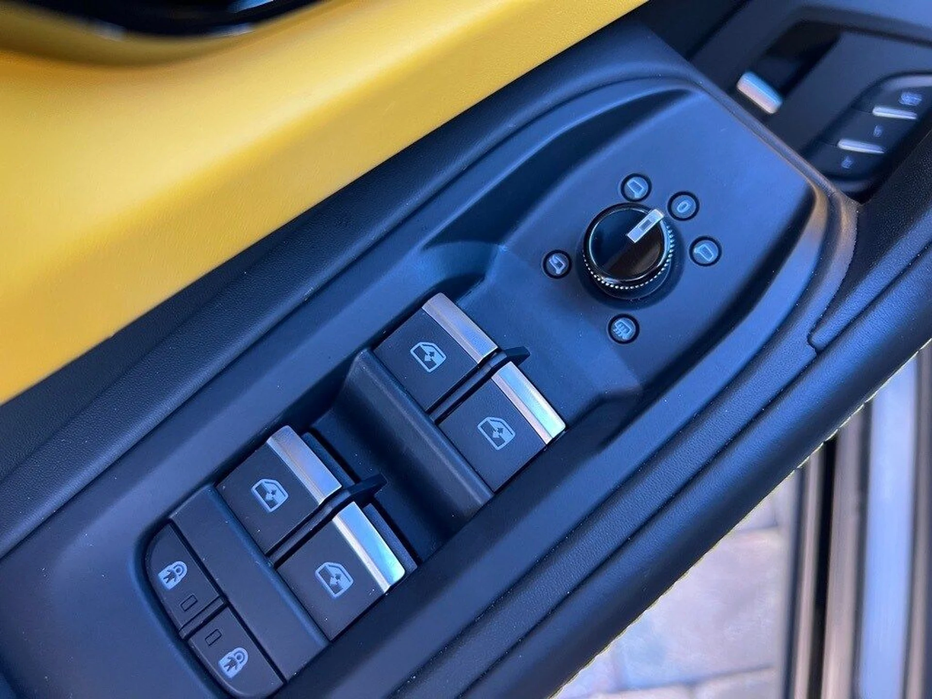 mph019_1467311330_0ced7c7a5354a260bc3c8a9dade9a636x_52e1128cf6