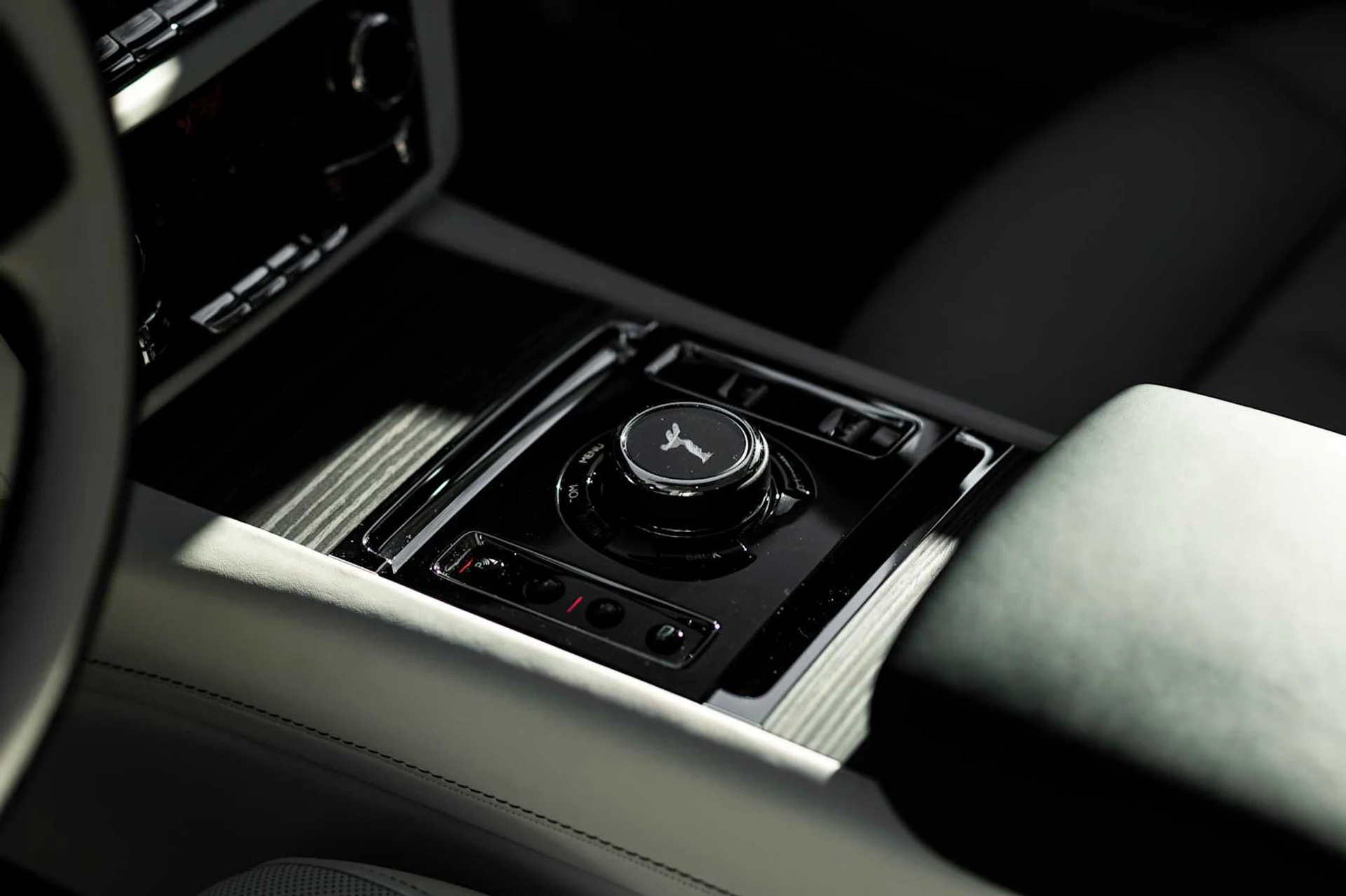 mph019_1476195486_f7a932783943c5d25c526eefb699d463x_c39b8f85b1