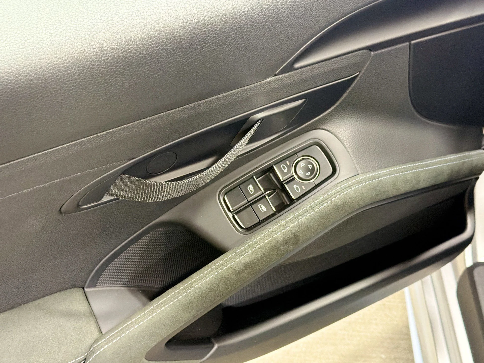 mph019_1476761521_fa2622e2a314d4866c64ed9584f4f096_5fbb0080e1