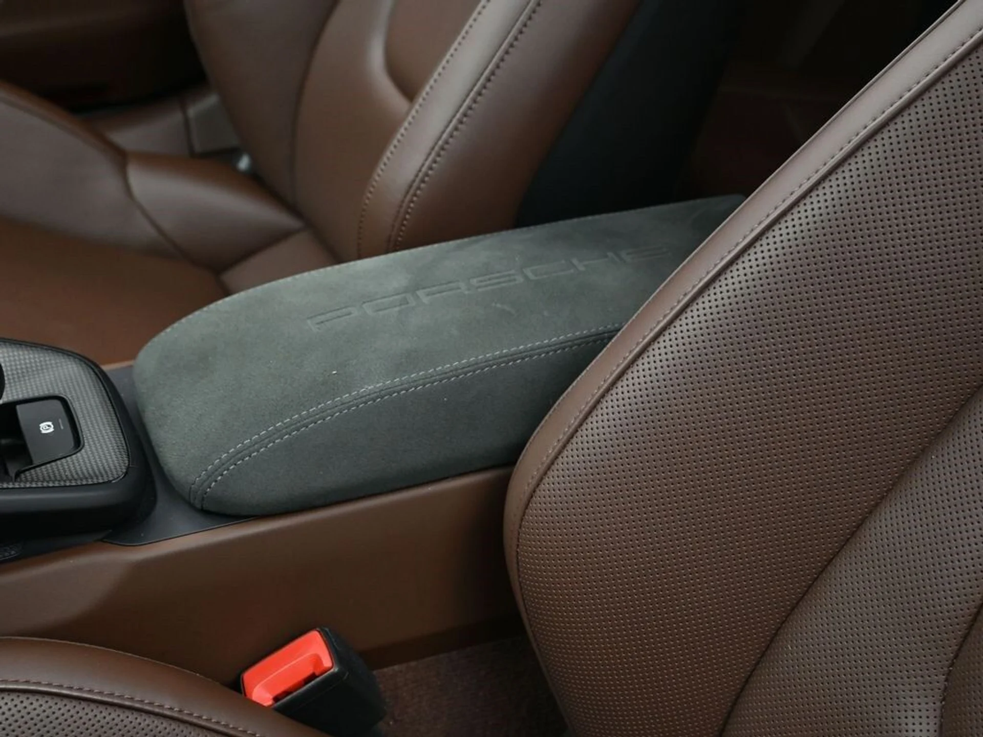 mph019_1481014077_ab365c8ea0008a0fc0d1cabe3db3e858x_56f72c21b6