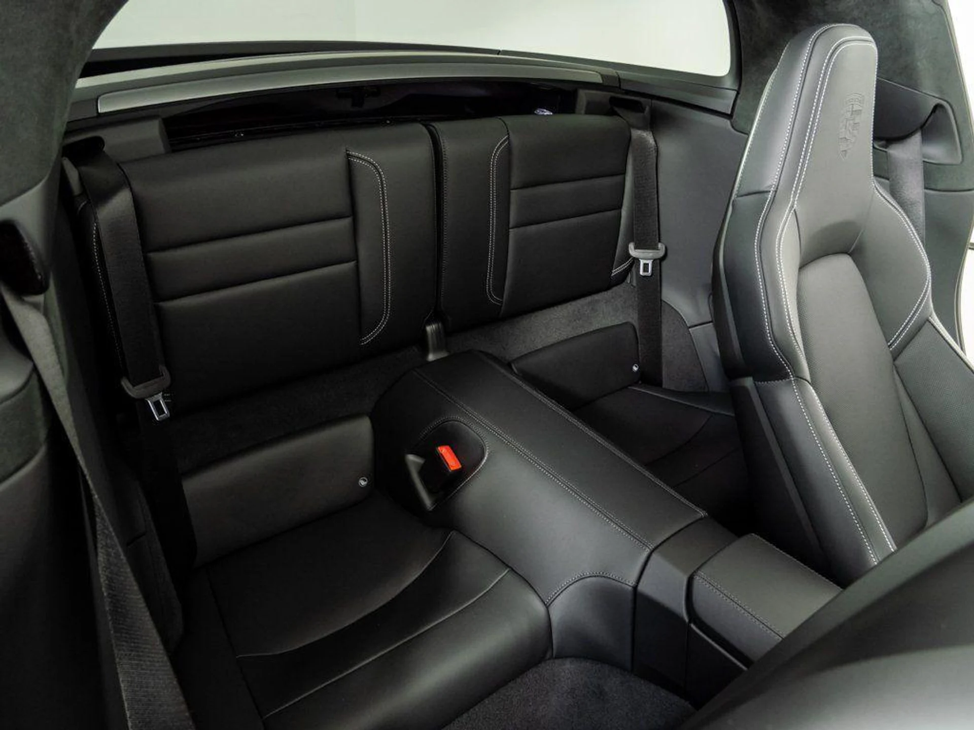 mph019_1491002247_Z9zbur_P_Ygg_Dn_Jn_L_nr9osf3kx_GI_d546f7a7c7