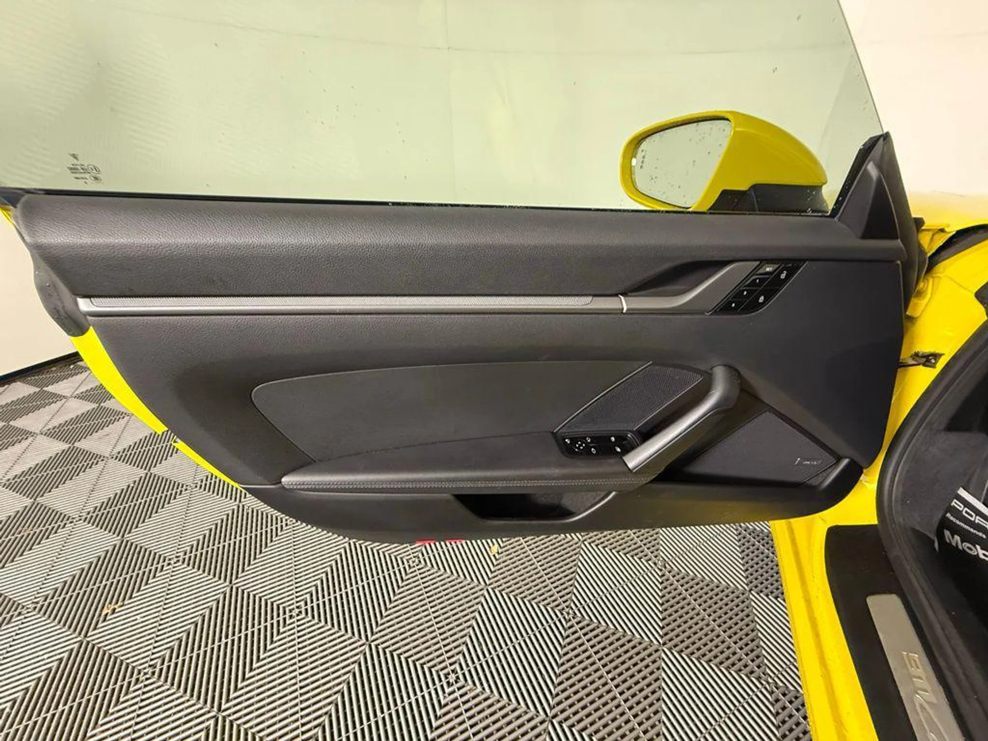 mph019_1494508358_7xn_ks_CO_0_FU_Rvqyo_O_Pb3_TT_k_Yv0_8ea9370b7d