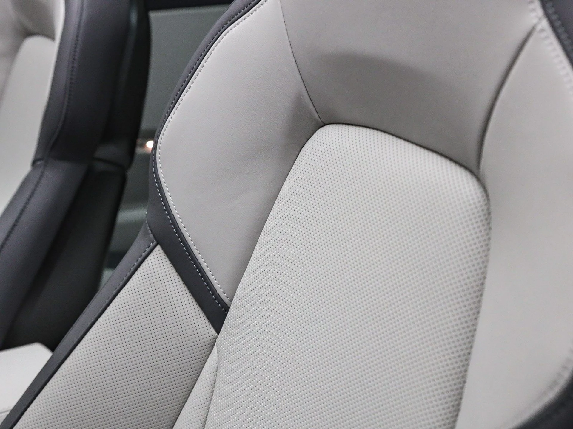 mph019_14990844_0b7eb0f81d7622800578bbf277474be7x_4888e01de0