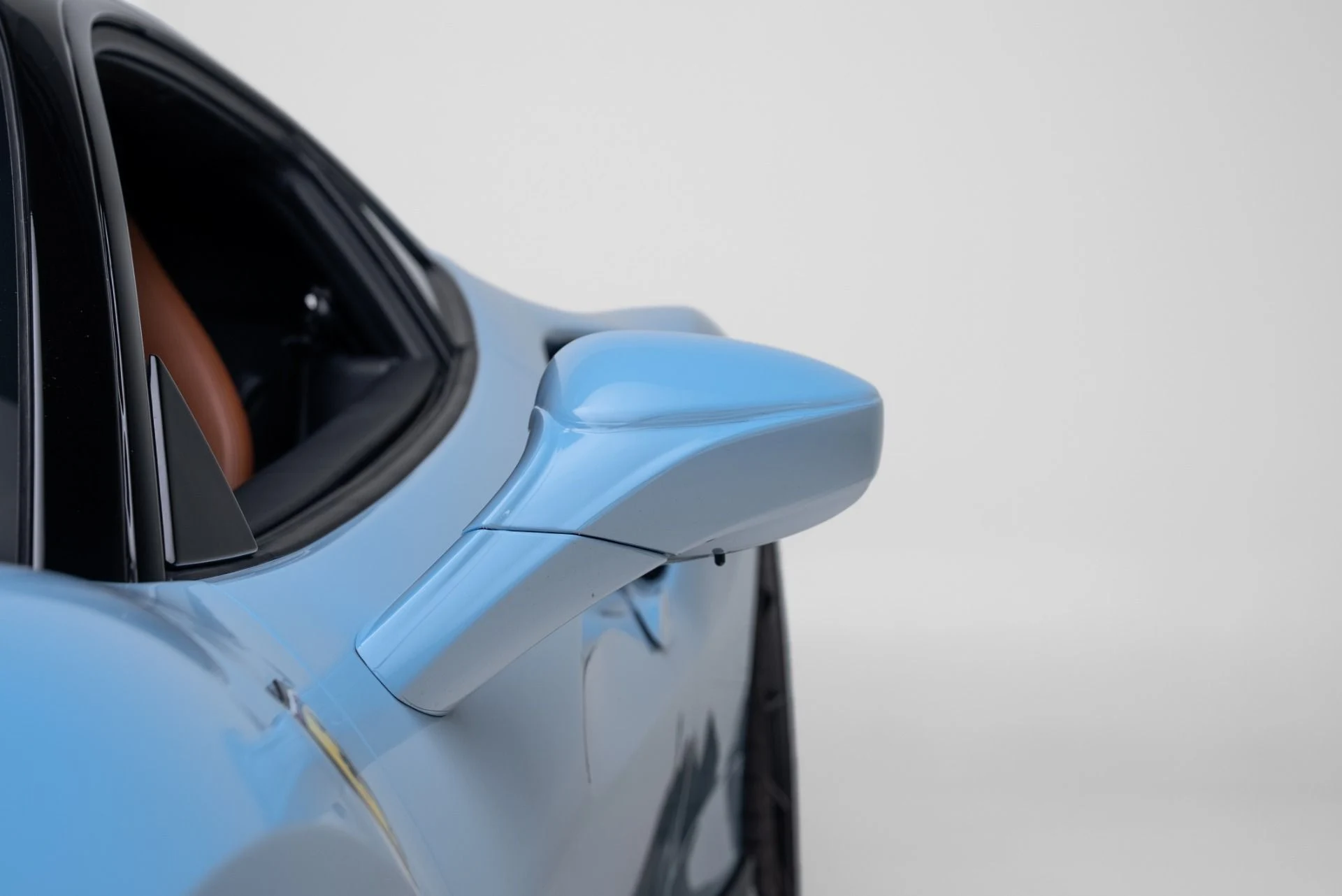 mph019_15072130_Used_2020_Ferrari_F8_1773700374_3798a83205