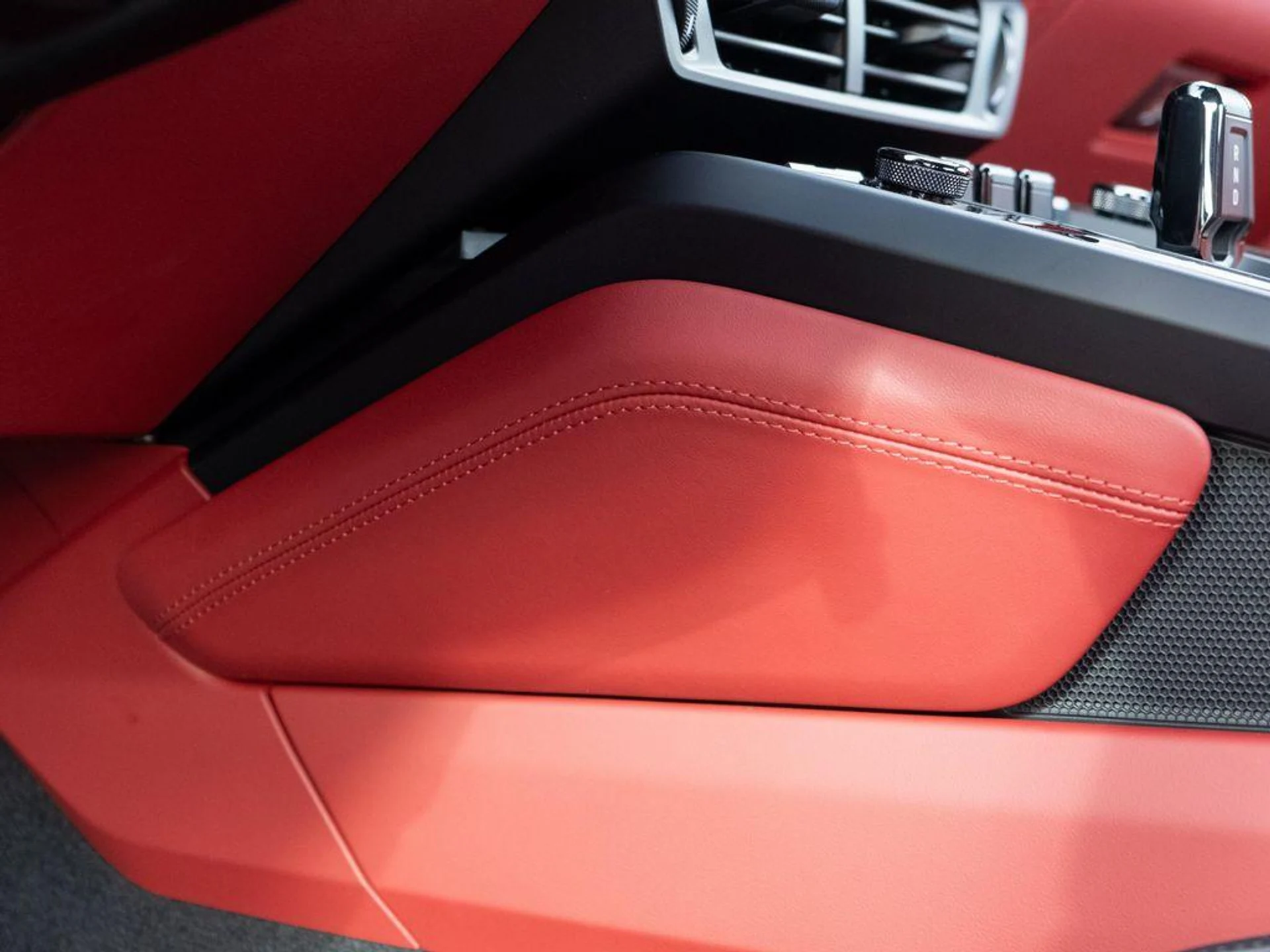 mph019_1507420421_q_OUZ_3k_Byk_JM_1ozd_OHJ_Bo_H_Blyzs_5674cb171d