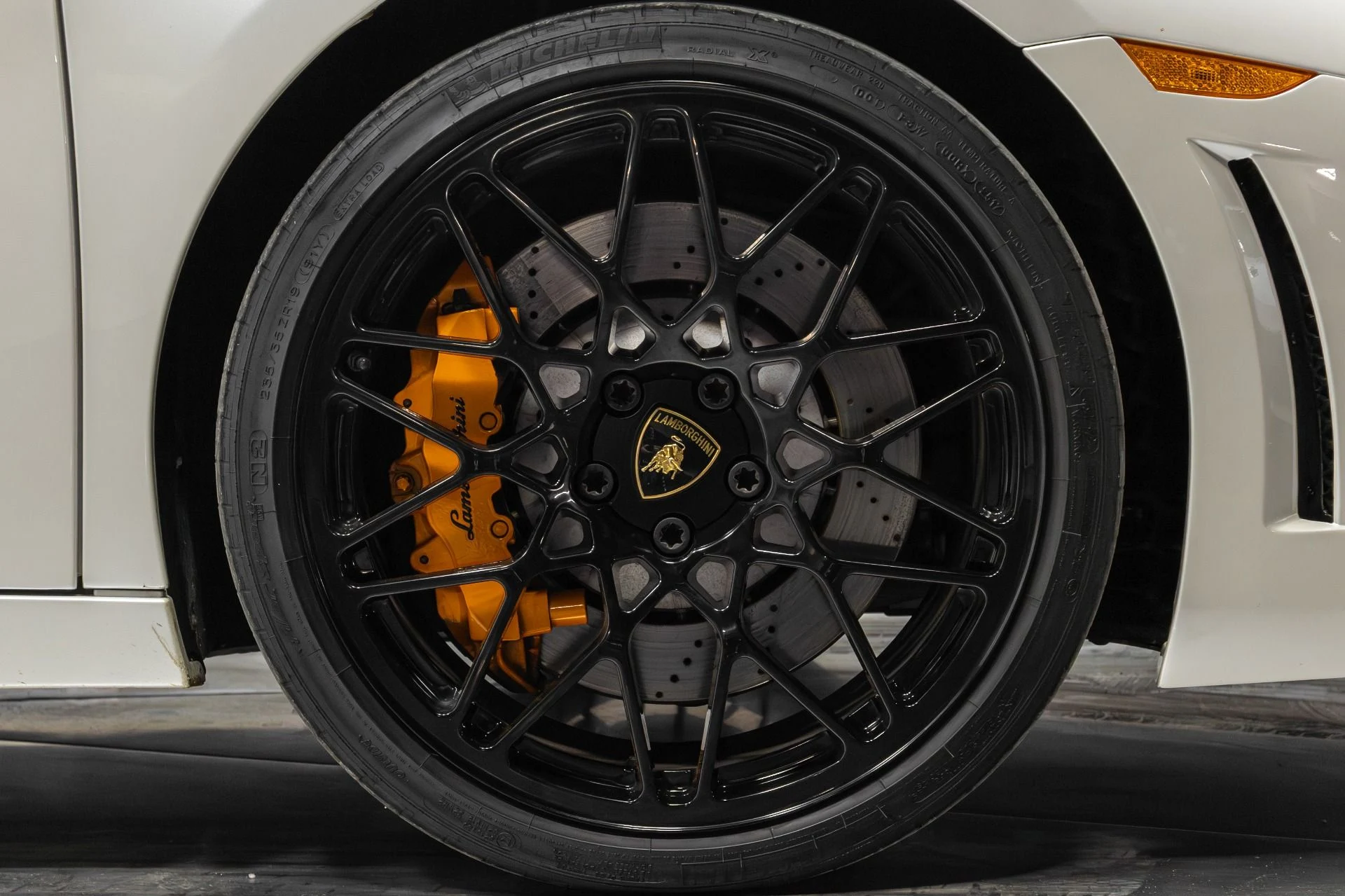 mph019_1509739623_Used_2010_Lamborghini_Gallardo_LP_560_4_Spyder_1766547982_6929afa4db