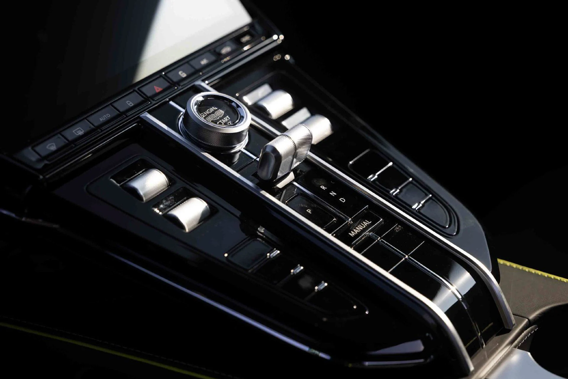 mph019_1518446163_491f3b73_f94b_44a1_a567_7aae0423840c_de726562db