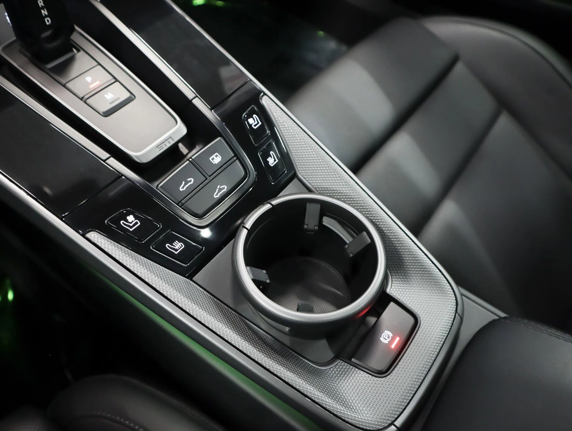 mph019_1520678861_dc1e378ec8666ec37d9f86b3ae8c85df_2bb379d987